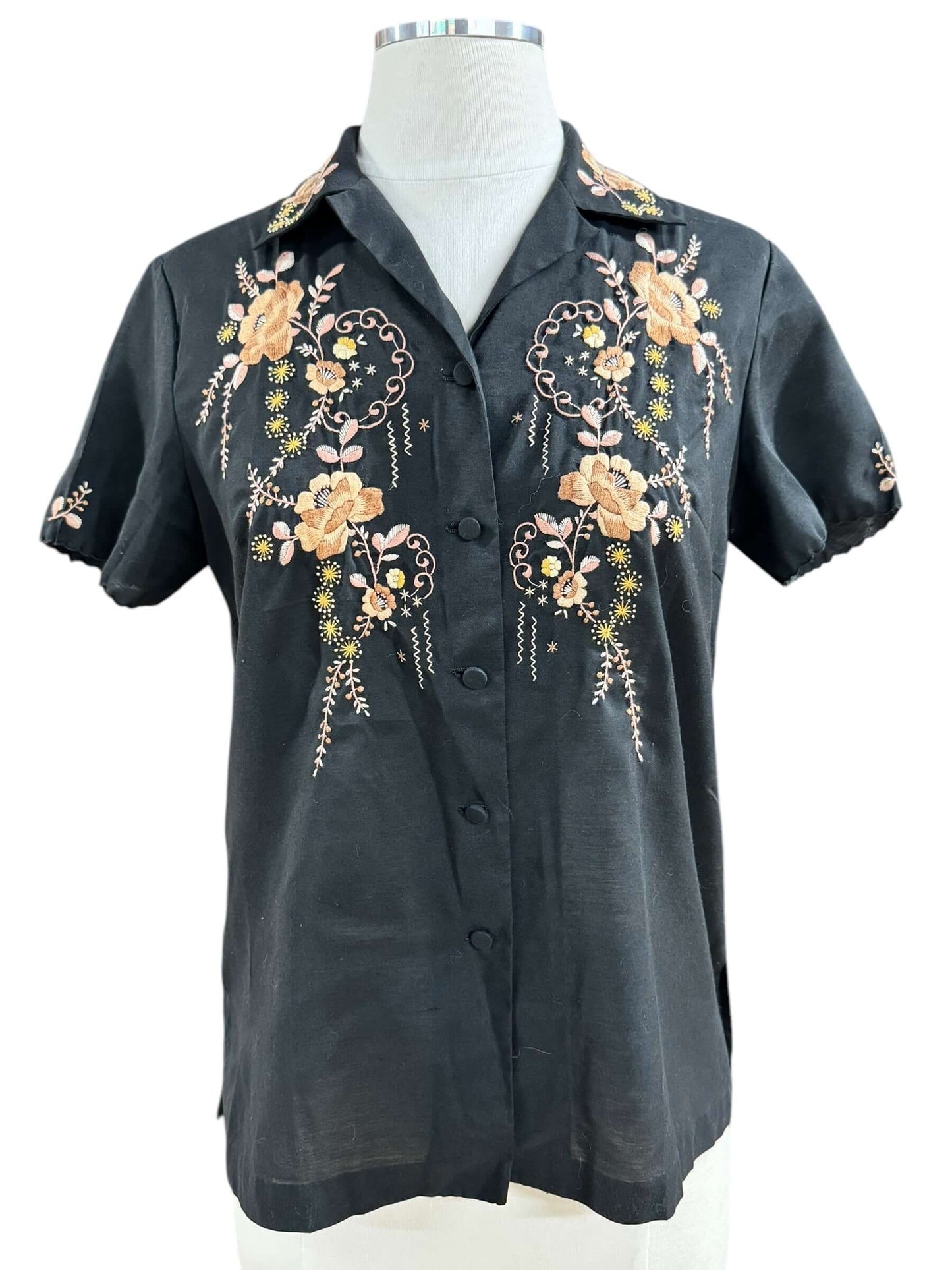 Front of 1960s Lily's Embroidered Blouse M