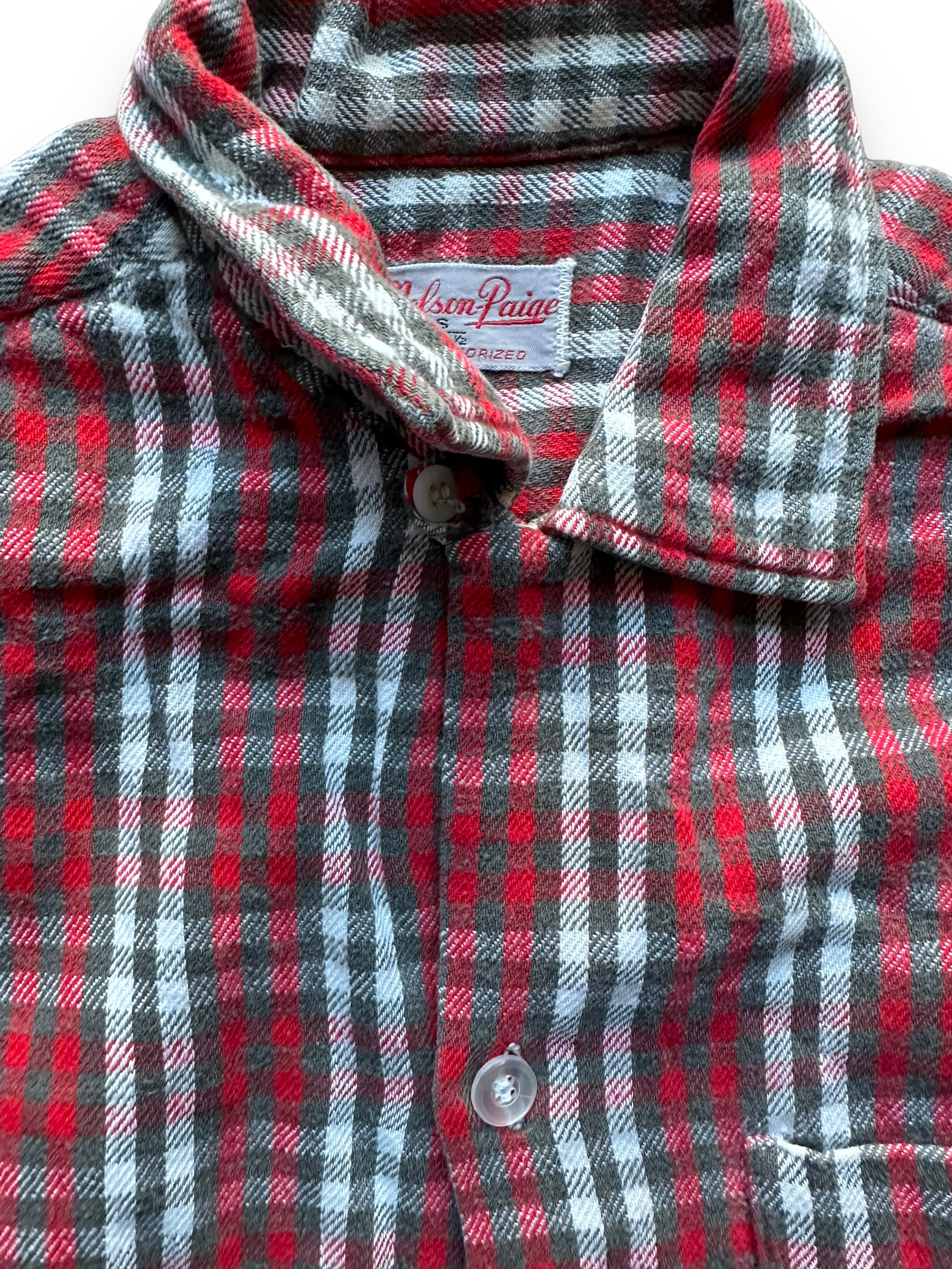 Loop Collar View of Vintage Nelson Paige Cotton Flannel SZ L | Vintage Loop Collar Shirt Seattle | Barn Owl Vintage Seattle