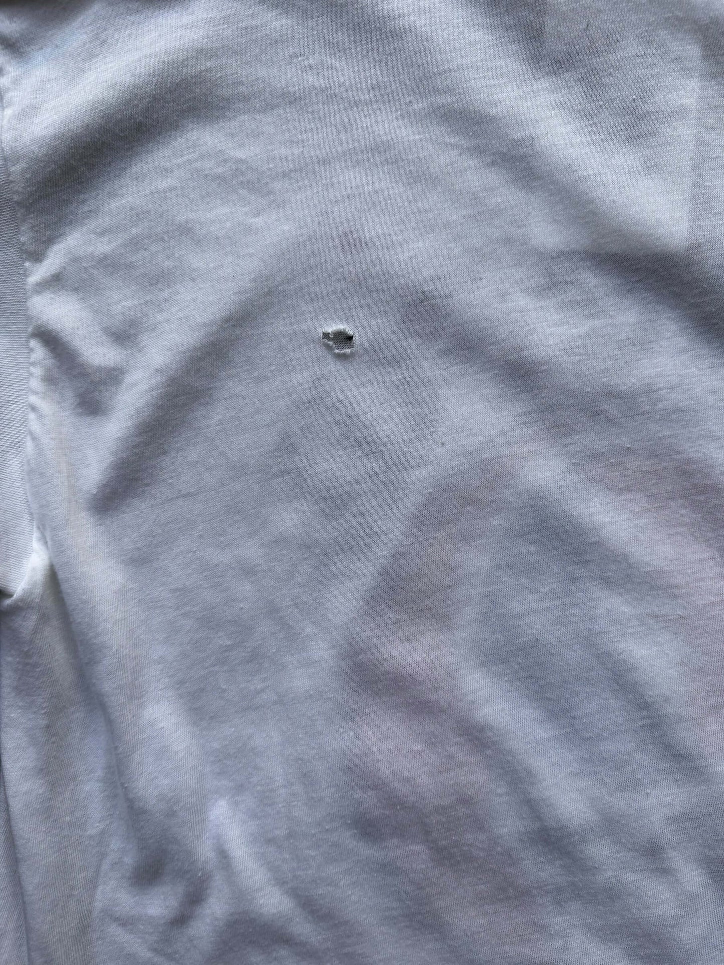 Small Hole on Rear of Vintage Grateful Dead Tee SZ L | Vintage Grateful Dead Tee Seattle | Barn Owl Vintage