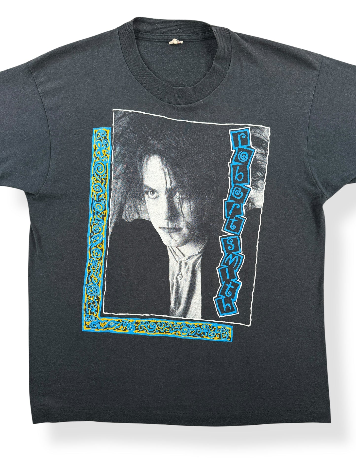 Front Close Up of Vintage Robert Smith Cure Tee SZ L