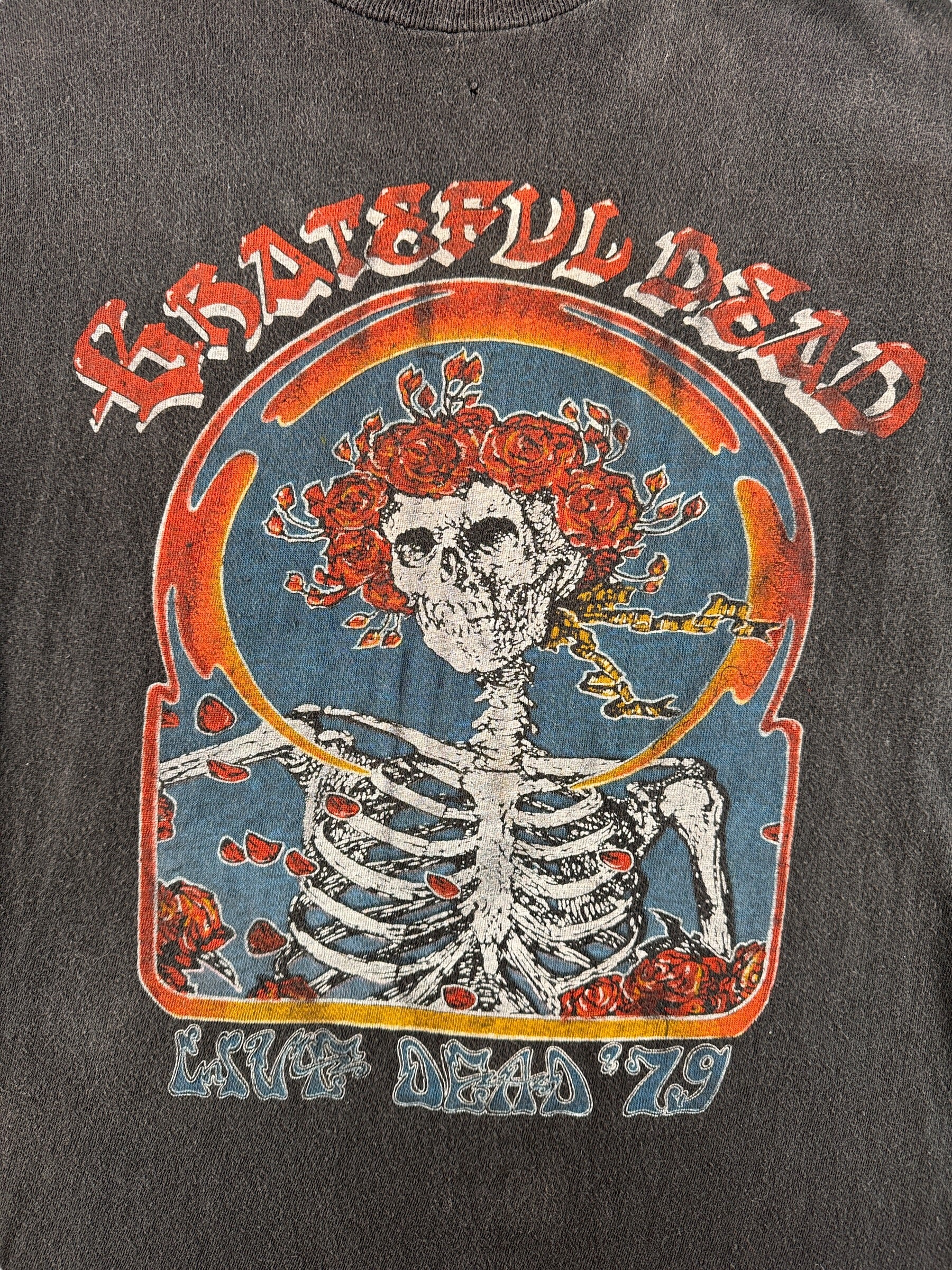 Front Graphic of Vintage Repaired 79 Live Grateful Dead Two Sided Bertha Tee SZ M
