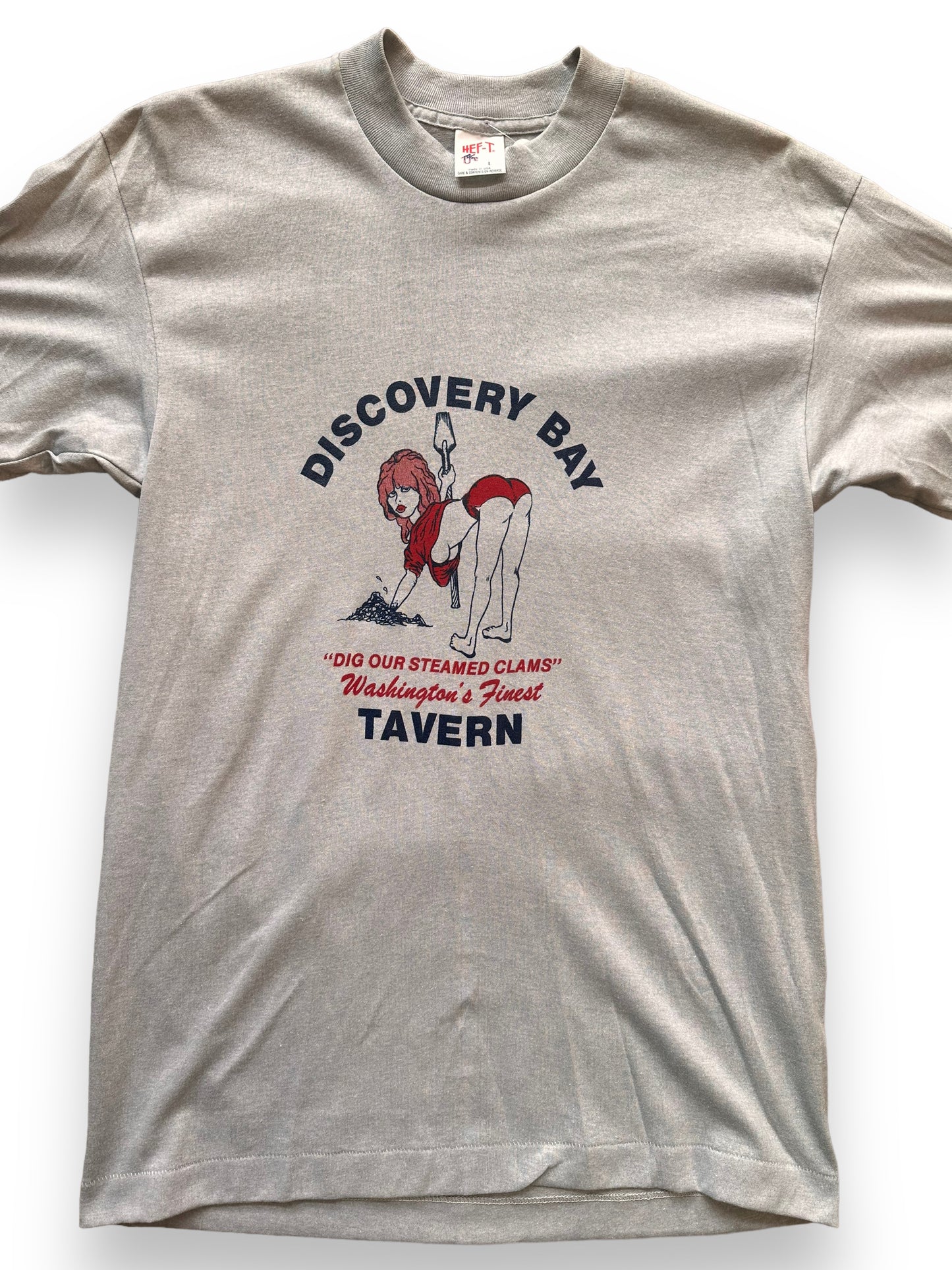 Front Detail on Vintage Discovery Bay Tavern Tee SZ S |  Vintage Port Townsend Steamed Clam Tee | Vintage Clothing Seattle