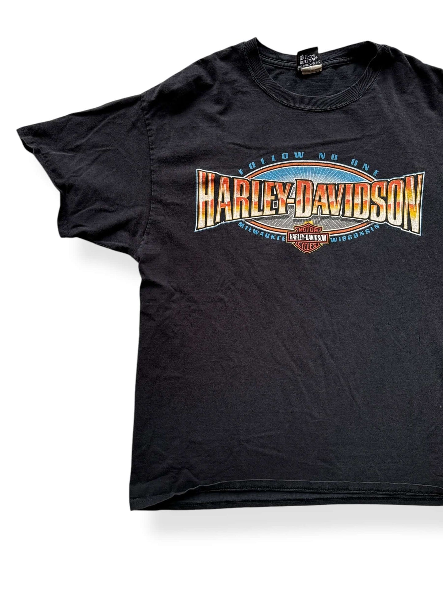 Front Right of 2015 Gail's Harley Davidson St Louis MO Tee SZ L