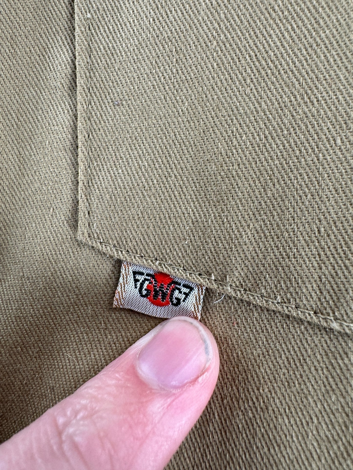 Label on Vintage GWG Nev'r Press Pearl Snap SZ M