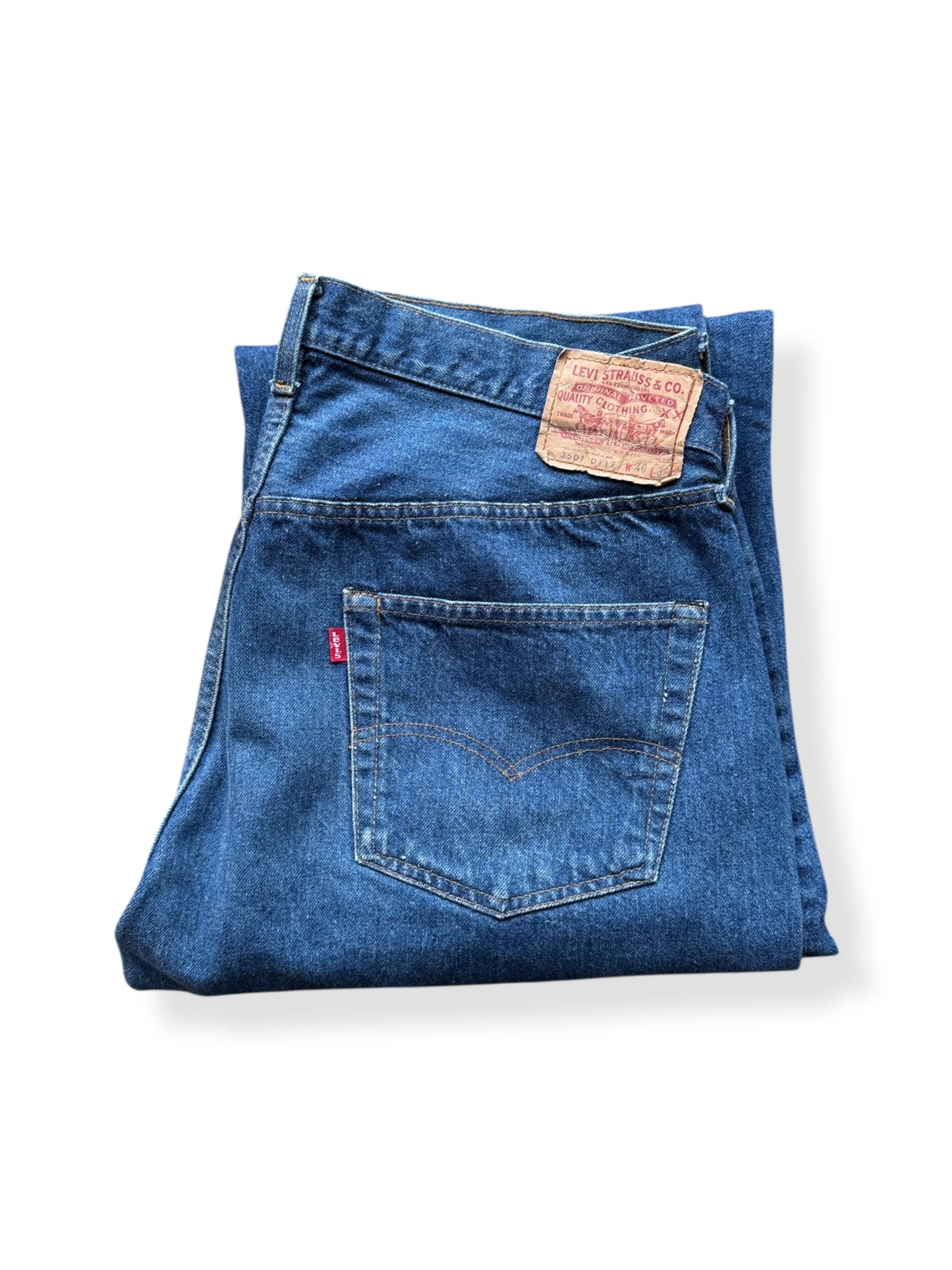 Folded Up Vintage Dark Levis 501 Redline Jeans W38