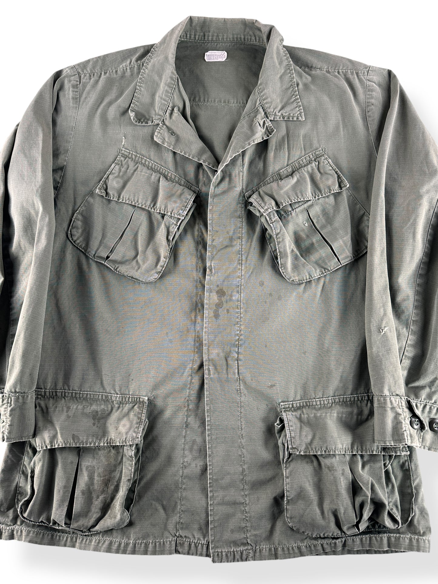 Front Close Up of Vintage 4th Pattern Cotton Ripstop Jungle Jacket SZ XL