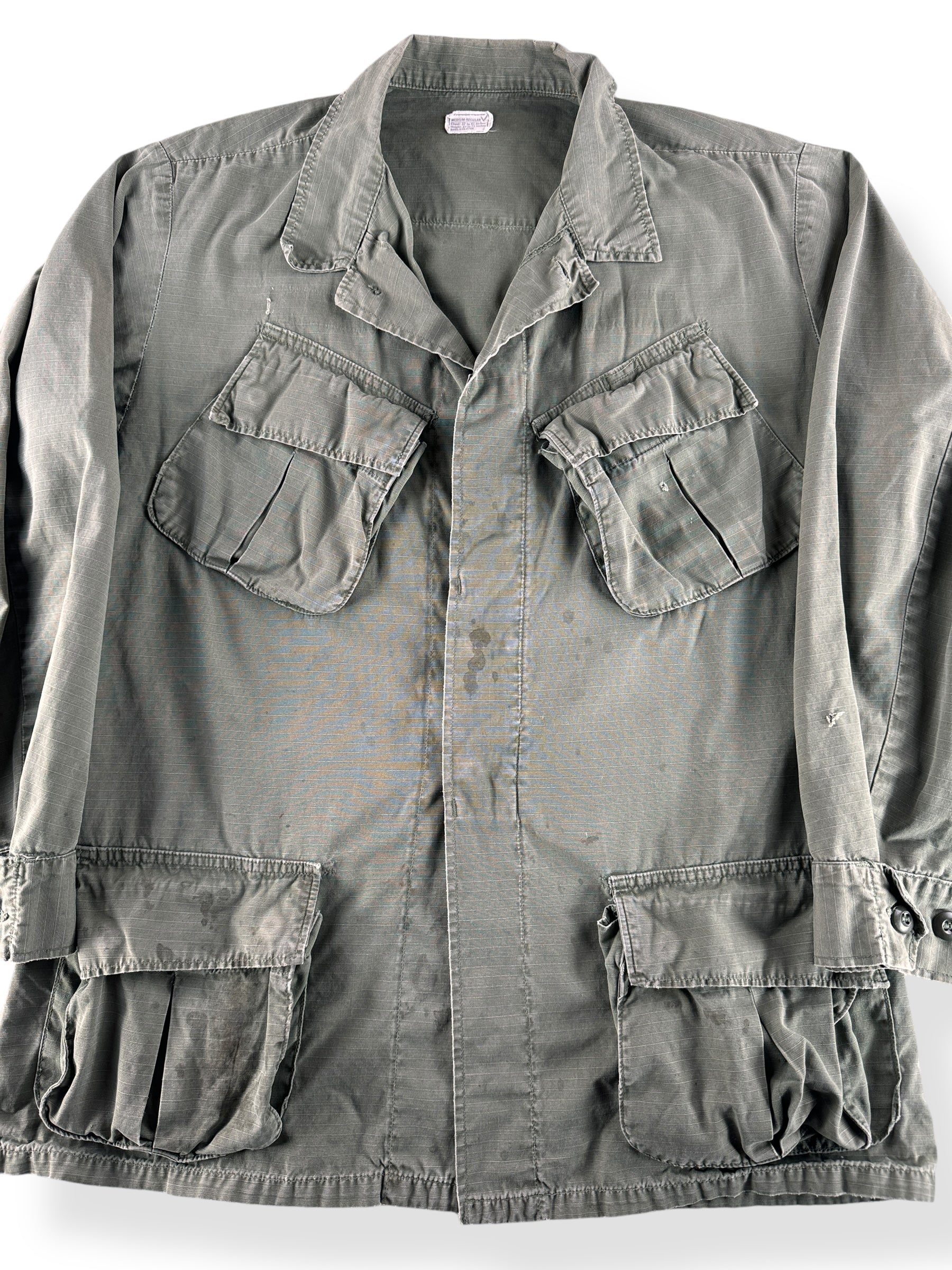 Front Close Up of Vintage 4th Pattern Cotton Ripstop Jungle Jacket SZ XL
