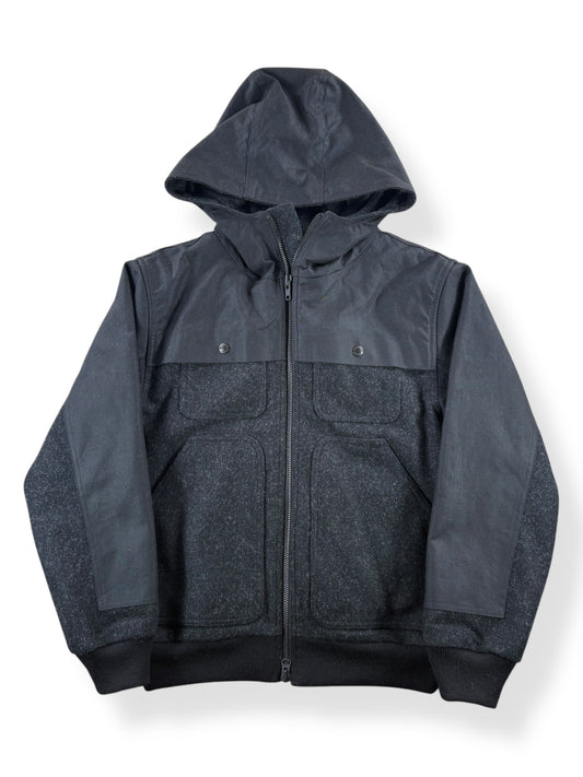 Front of Modern Filson Charcoal Mackinaw Foul Weather Hoodie SZ XS