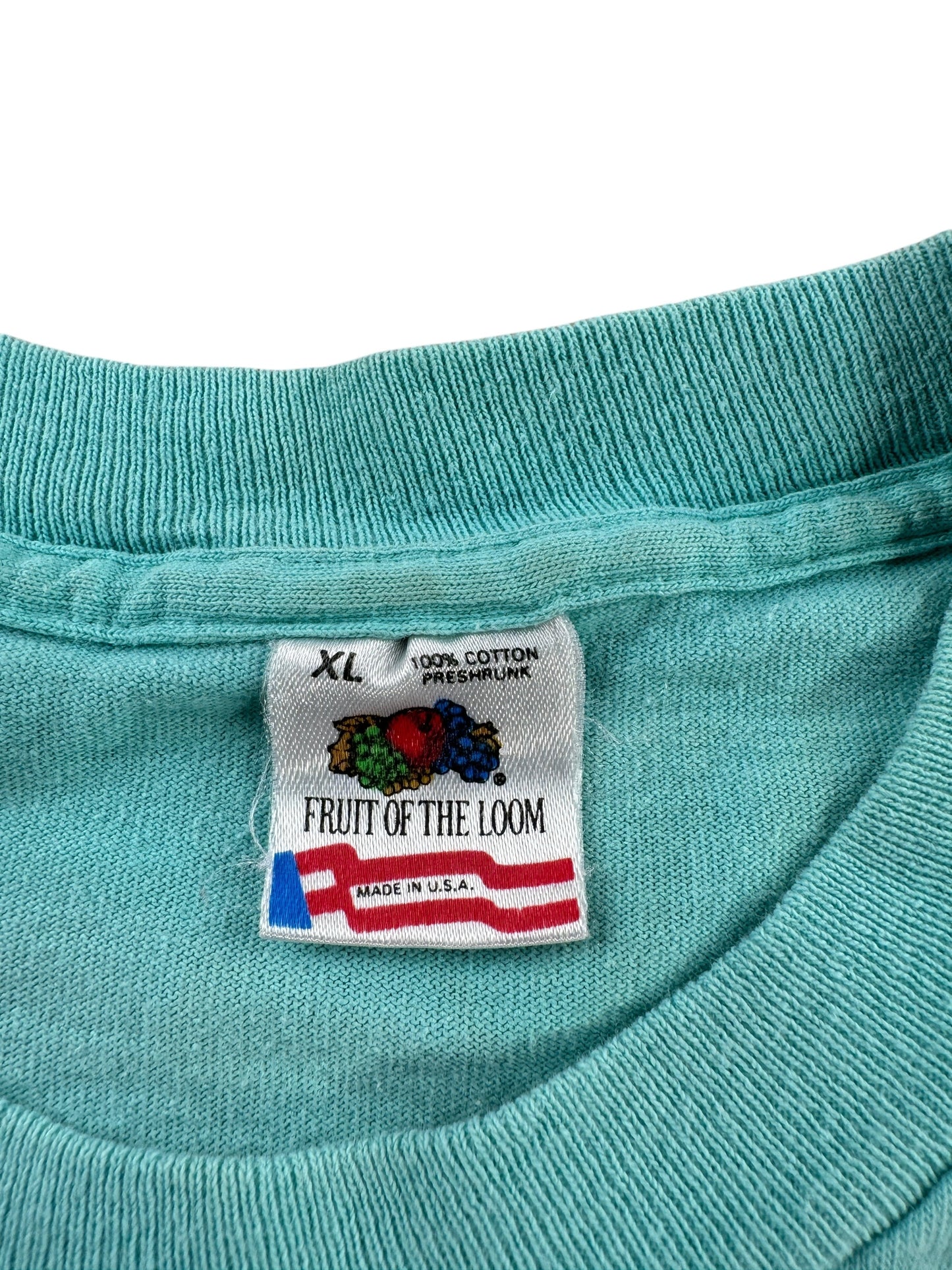 Tag on Vintage Make Bread Not Bombs Tee SZ L