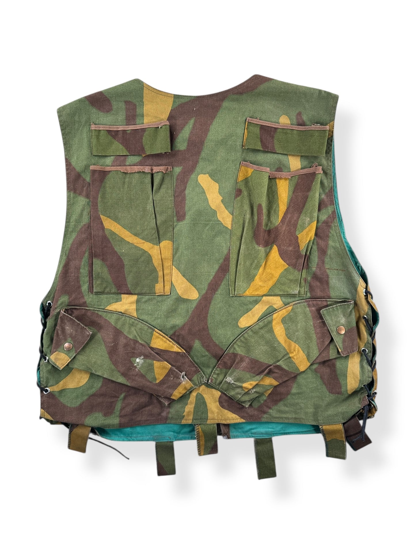 Back of Vintage Bosnian Camo Vest SZ M