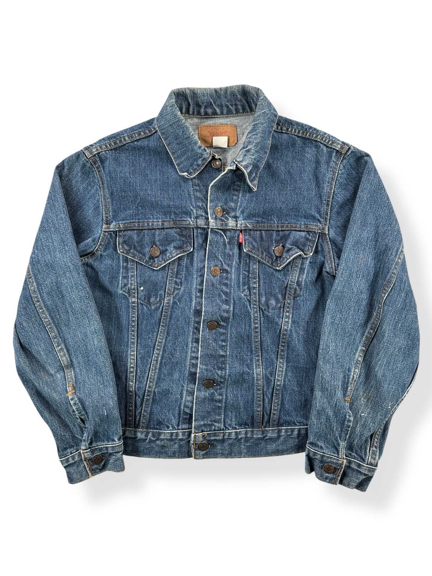 Front of Vintage Dark Levis 2-Pocket Trucker Jacket SZ M
