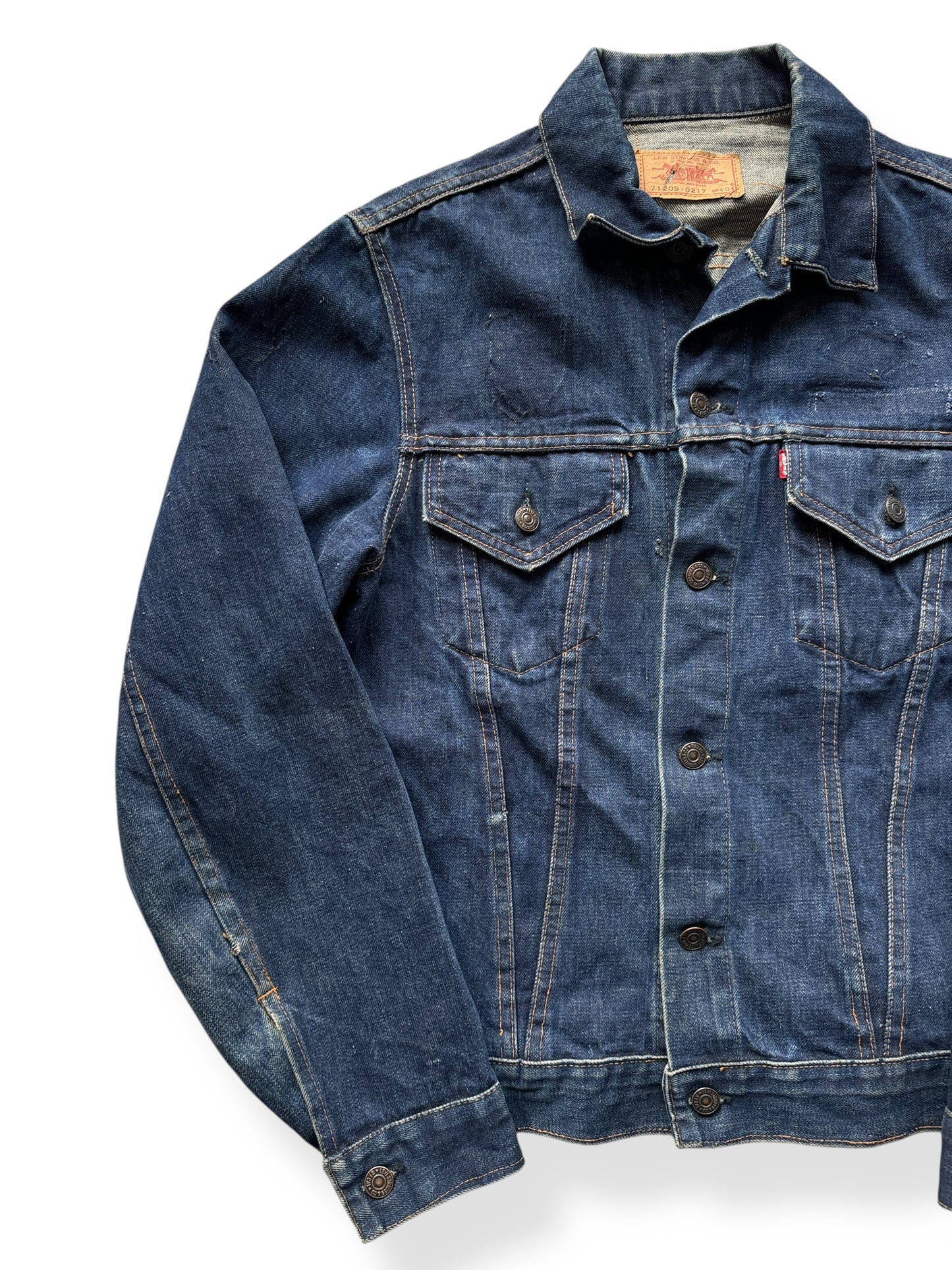 Front Right of Vintage Big "E" Levis 71205-0217 Type III Trucker Jacket SZ 40