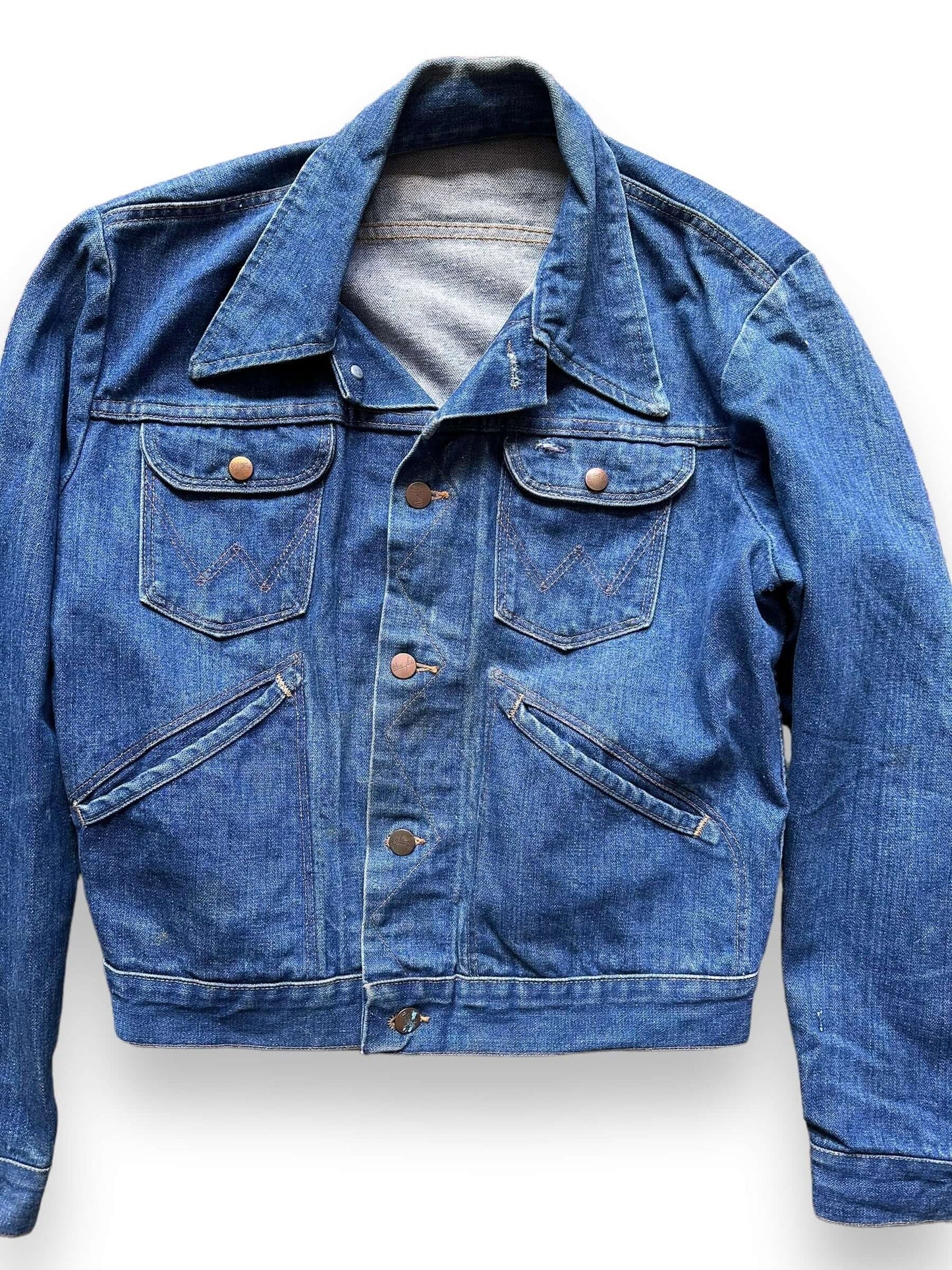 front close up of Vintage Wrangler Denim Jacket SZ L | Vintage Denim Seattle