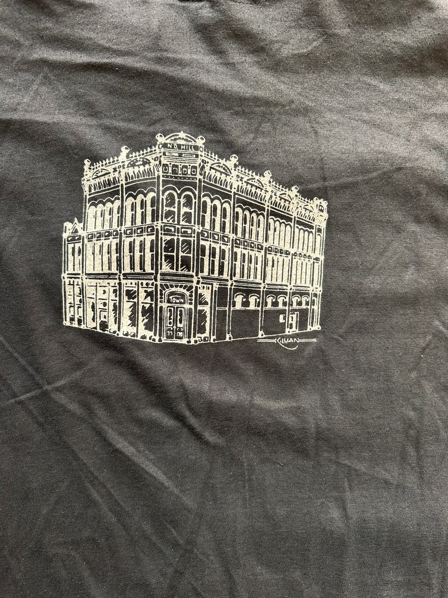 Town Tavern Close Up on Vintage Port Townsend Town Tavern Tee SZ L | Vintage Port Townsend Tee | Vintage Clothing Seattle