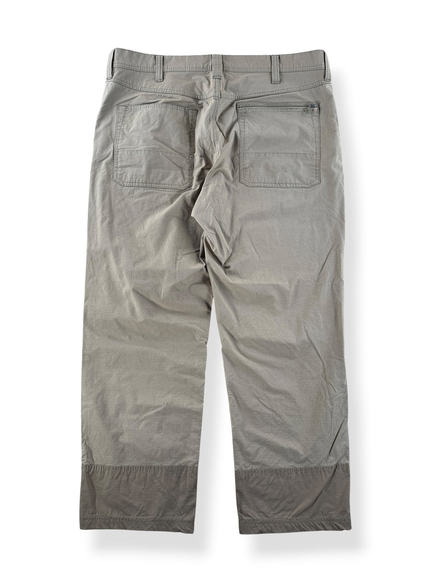 Back of Filson Khaki Upland Brush Pants W36 (Fits W38)
