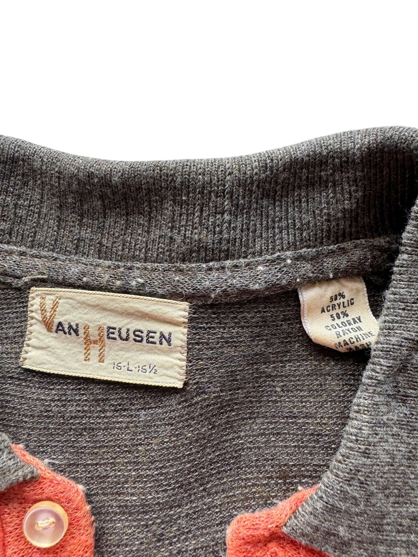 Tag on Vintage Van Heusen Knit Short Sleeve Top SZ M