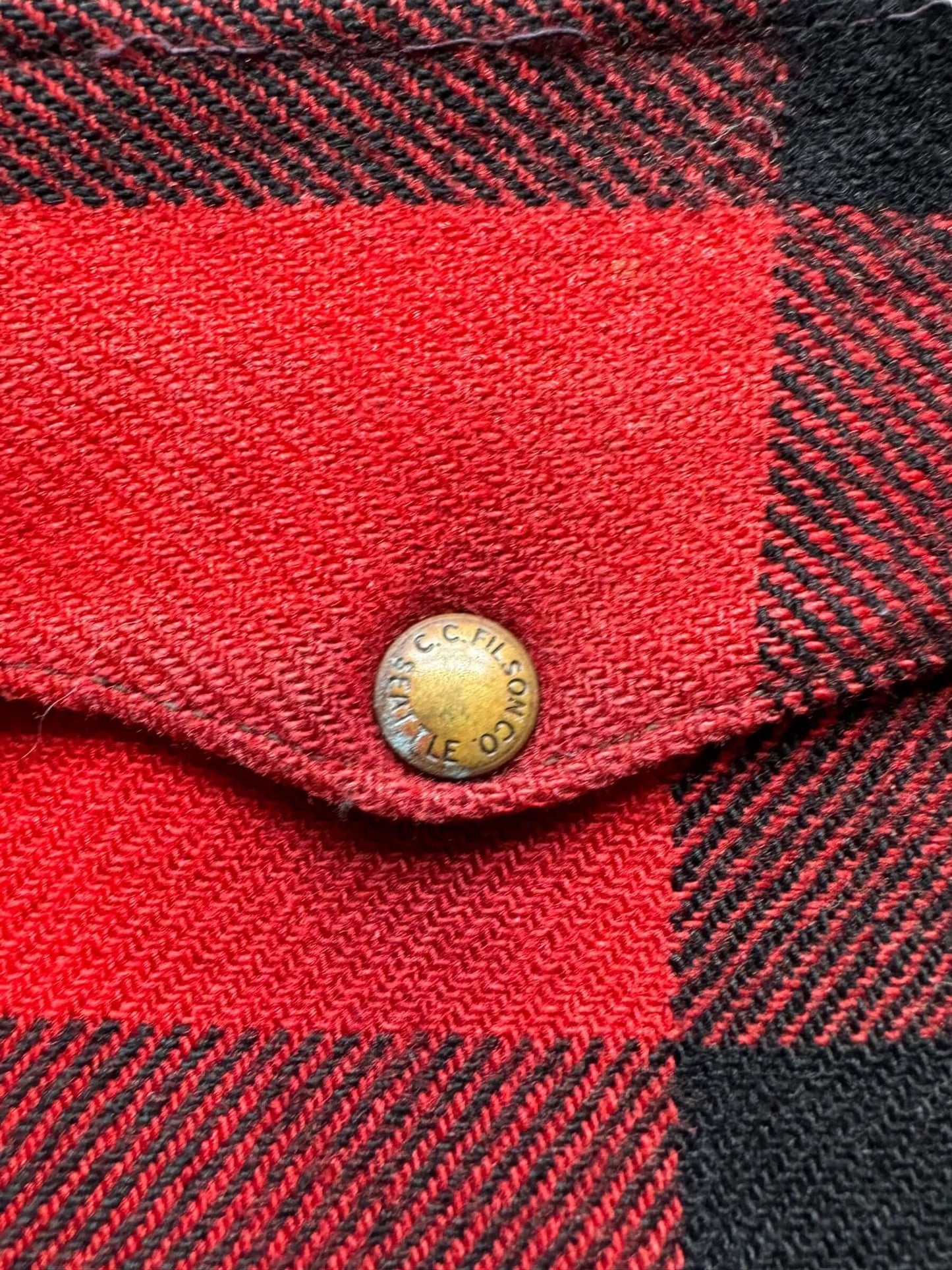 button snap on 1960s Union Made Filson Buffalo Plaid Mackinaw Cruiser w/ Repairs SZ 48