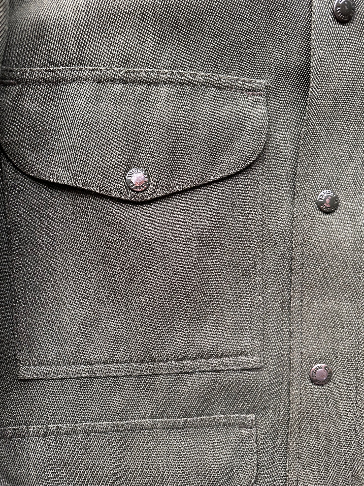 Filson Branded Snaps on Vintage Filson Whipcord Cruiser SZ XL | Vintage Workwear Seattle | Vintage Filson Seattle