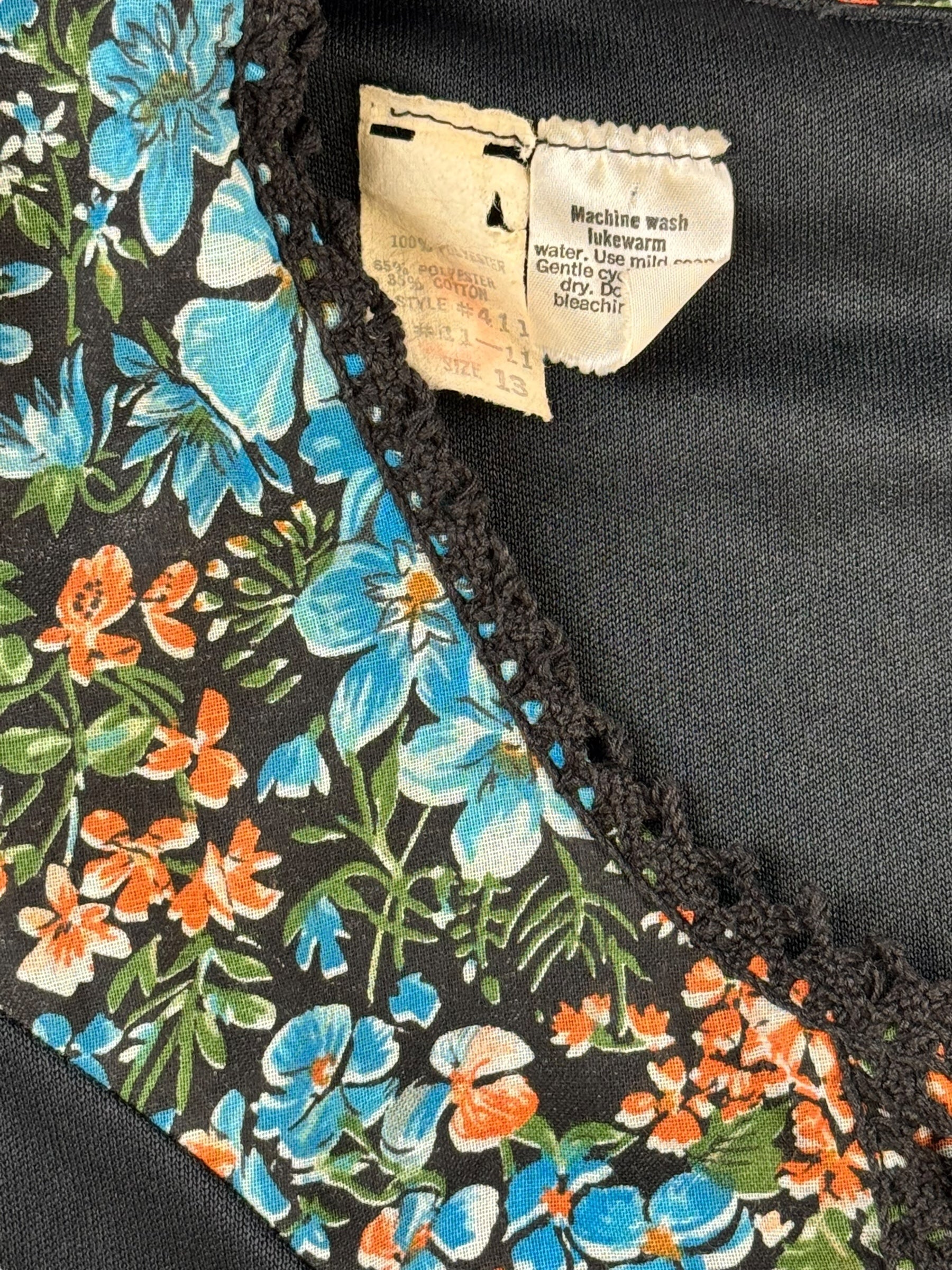 Tag of 1970s Prairie Goth Dress S-M