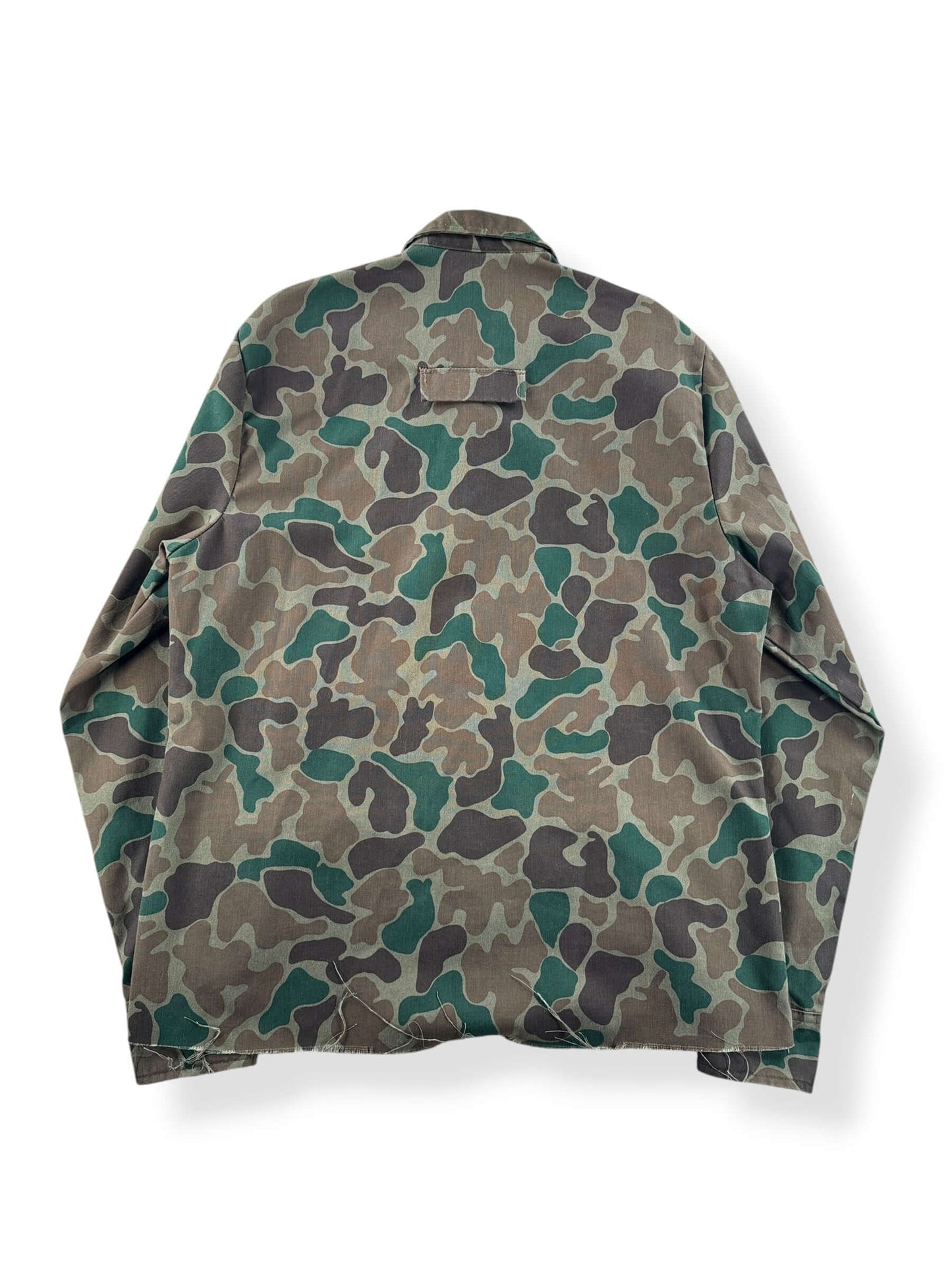 Back of Vintage Woolrich Duck Camo Jacket SZ M - AS IS