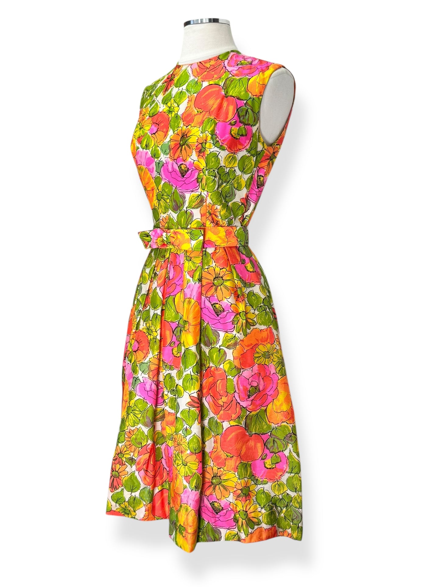 Side view 1960s Juenesse Floral Cocktail Dress S