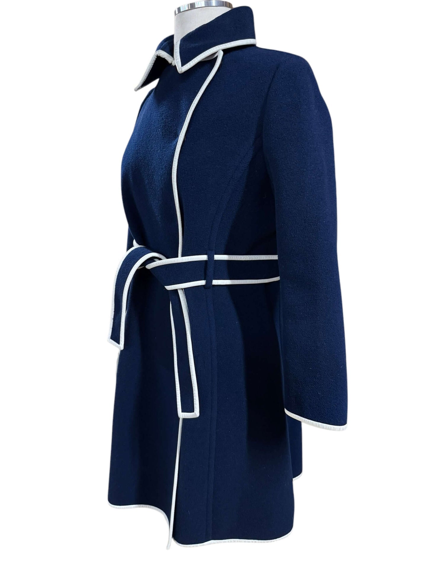 Side view of 1960s Dia Diodato Wool Navy Blue Coat M