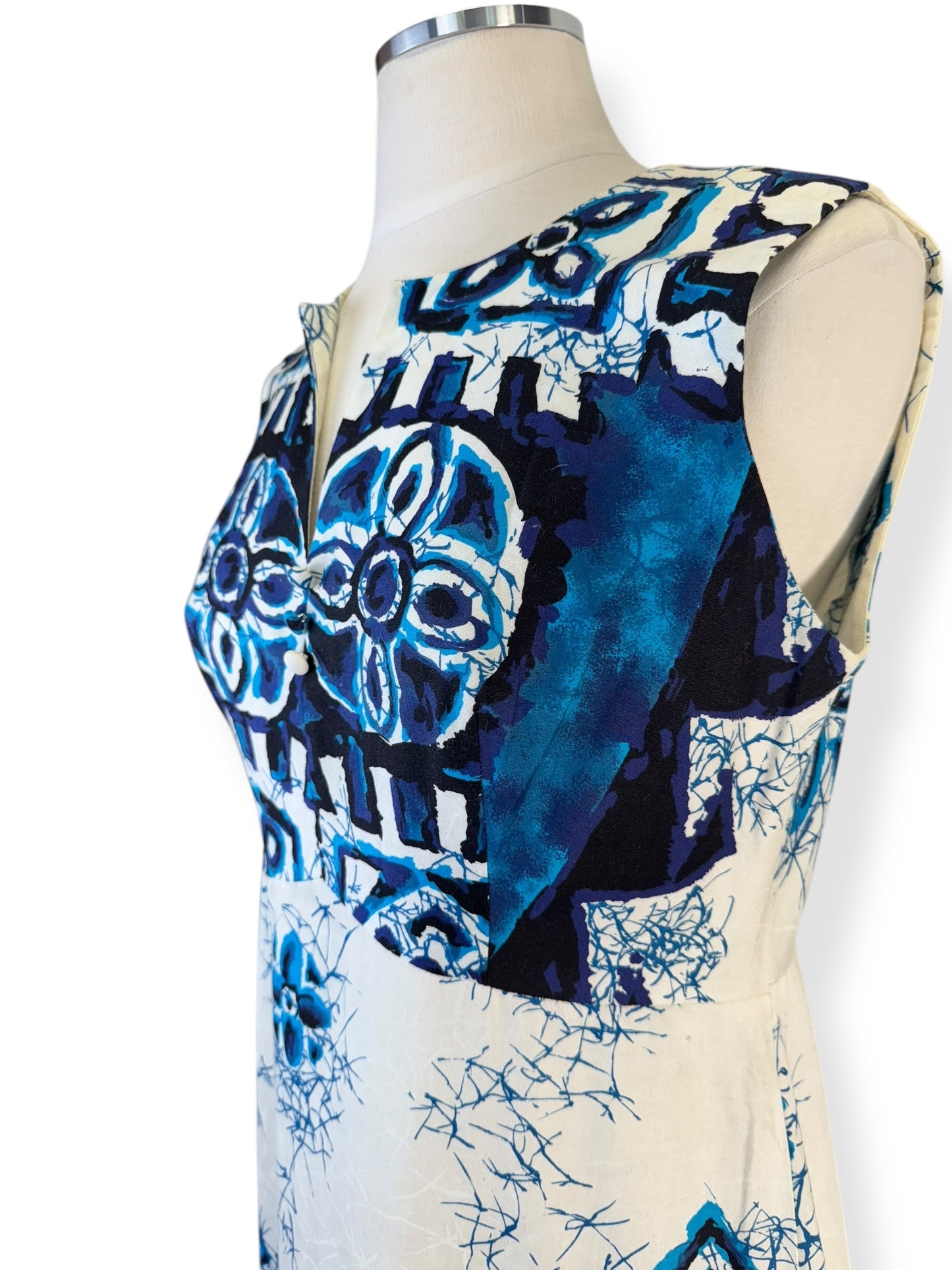 Side view of 1960s Deadstock Polynesian Bazaar Batik Maxi M-L