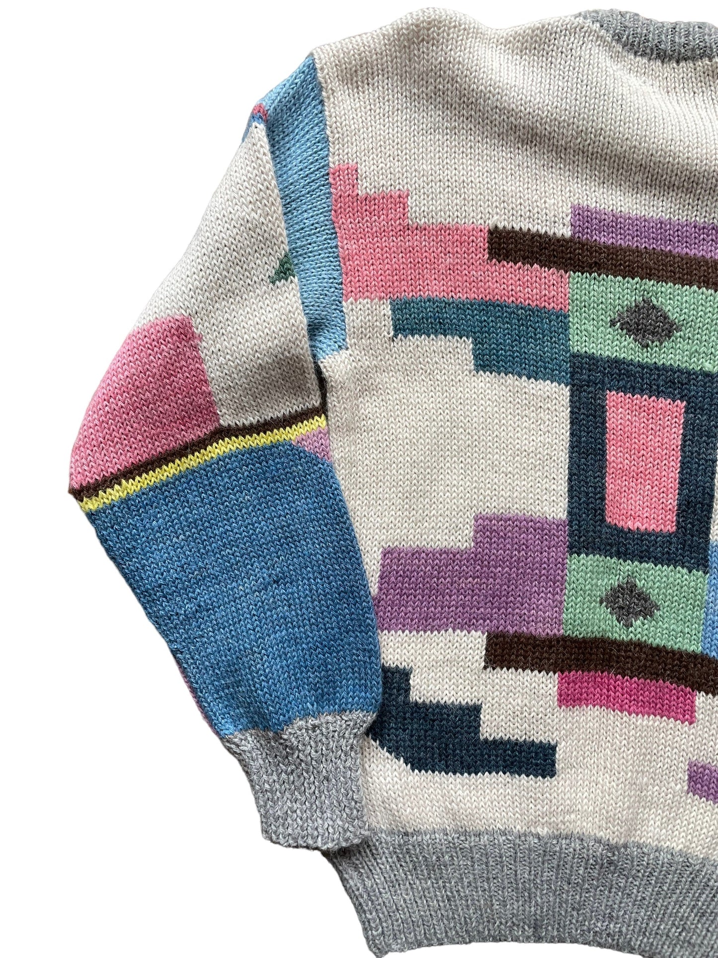 Back left side view of Vintage 1980s Geometric Wool Sweater SZ L | Barn Owl Sweaters | Seattle Vintage