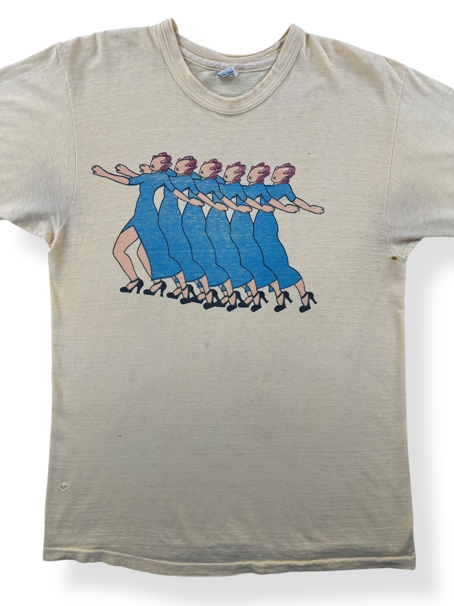 Front Close Up of Vintage 70s Era Dancing Ladies Tee SZ M