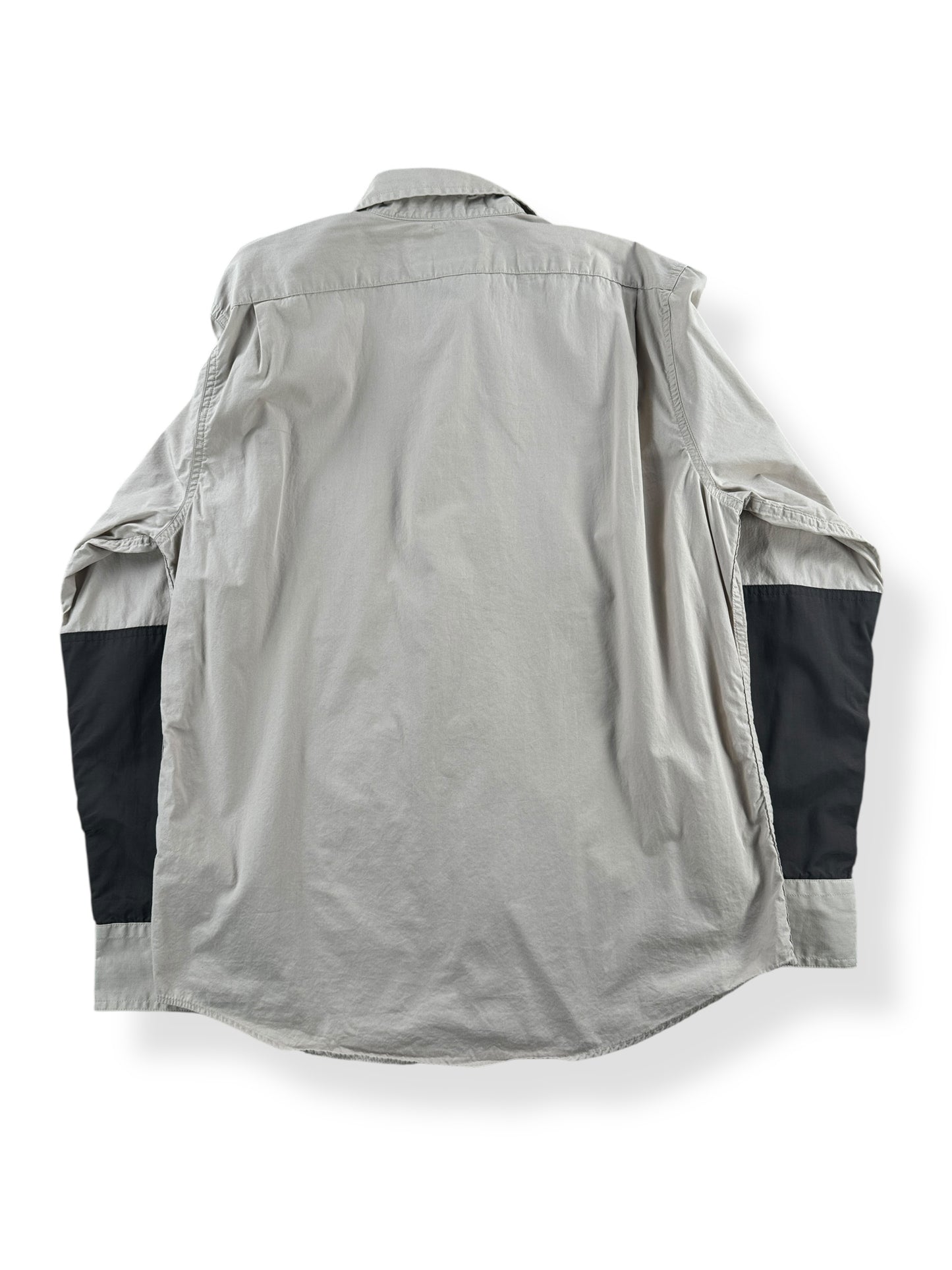 Back of Filson Light Shooting Shirt SZ M