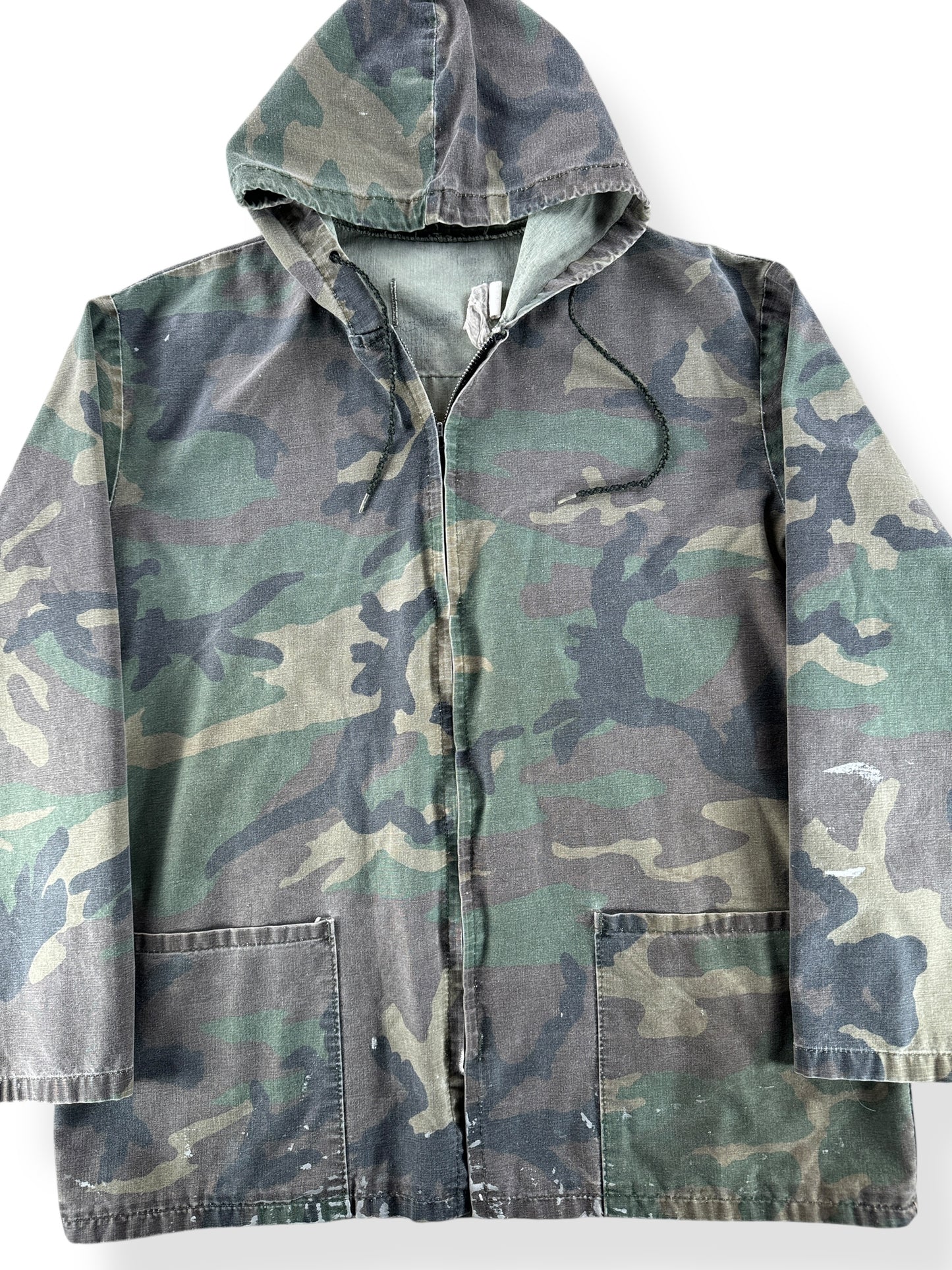 Front Close Up of Vintage Woodland Camo Smock SZ M