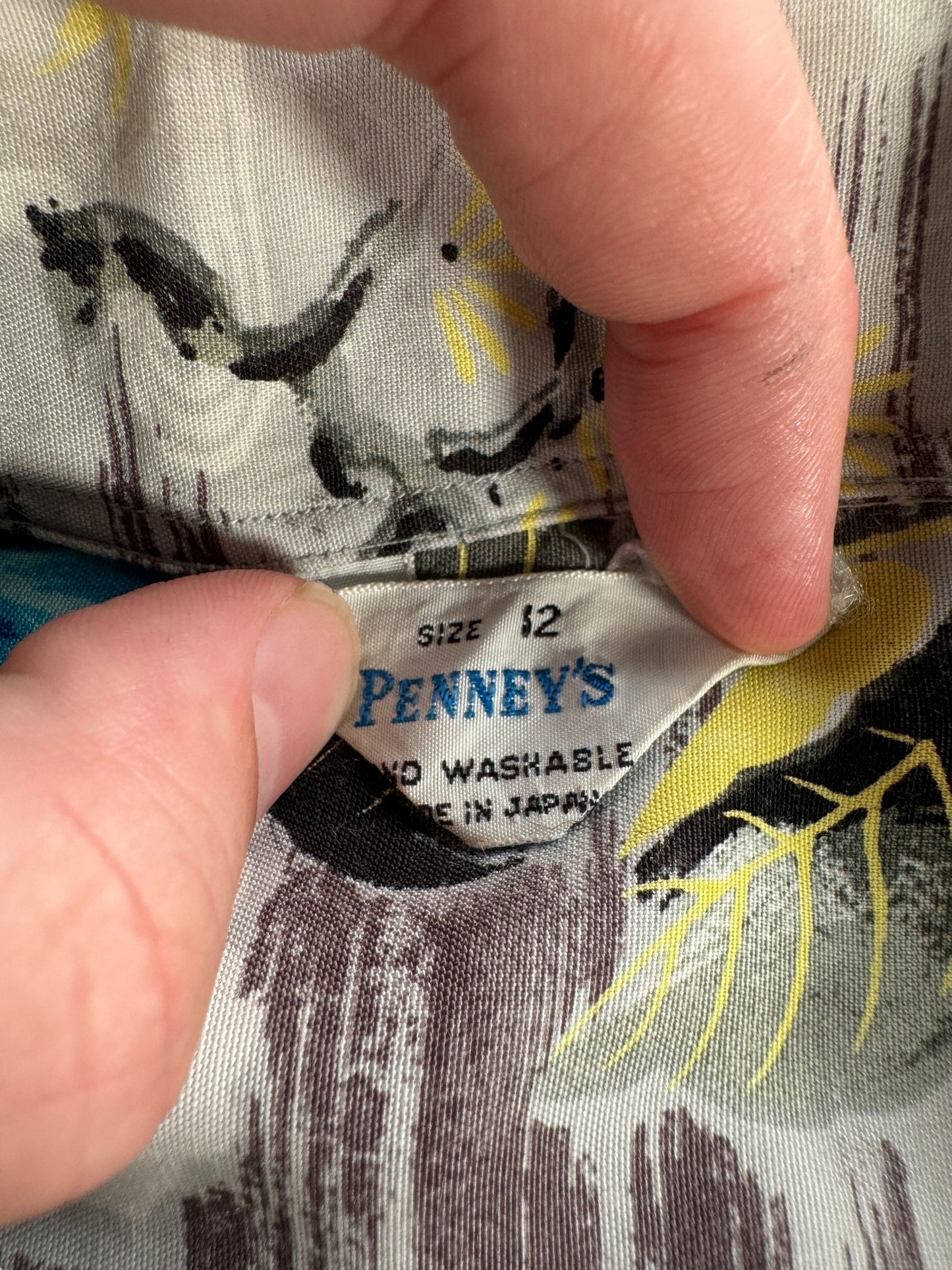 Tag on Vintage Penney's Ladies Aloha Top SZ 12
