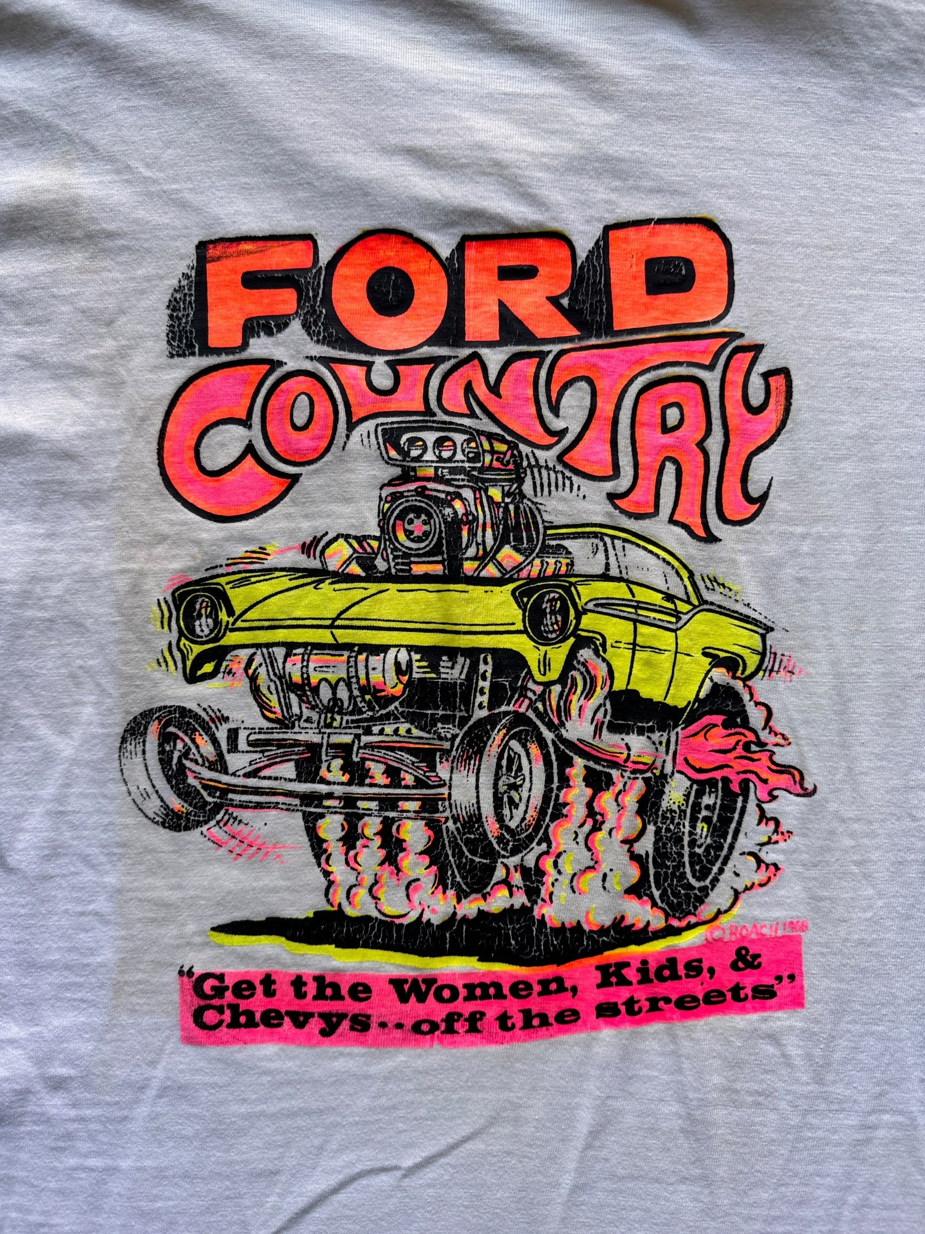 Back Graphic on Vintage Ford Country Roach Tee SZ M