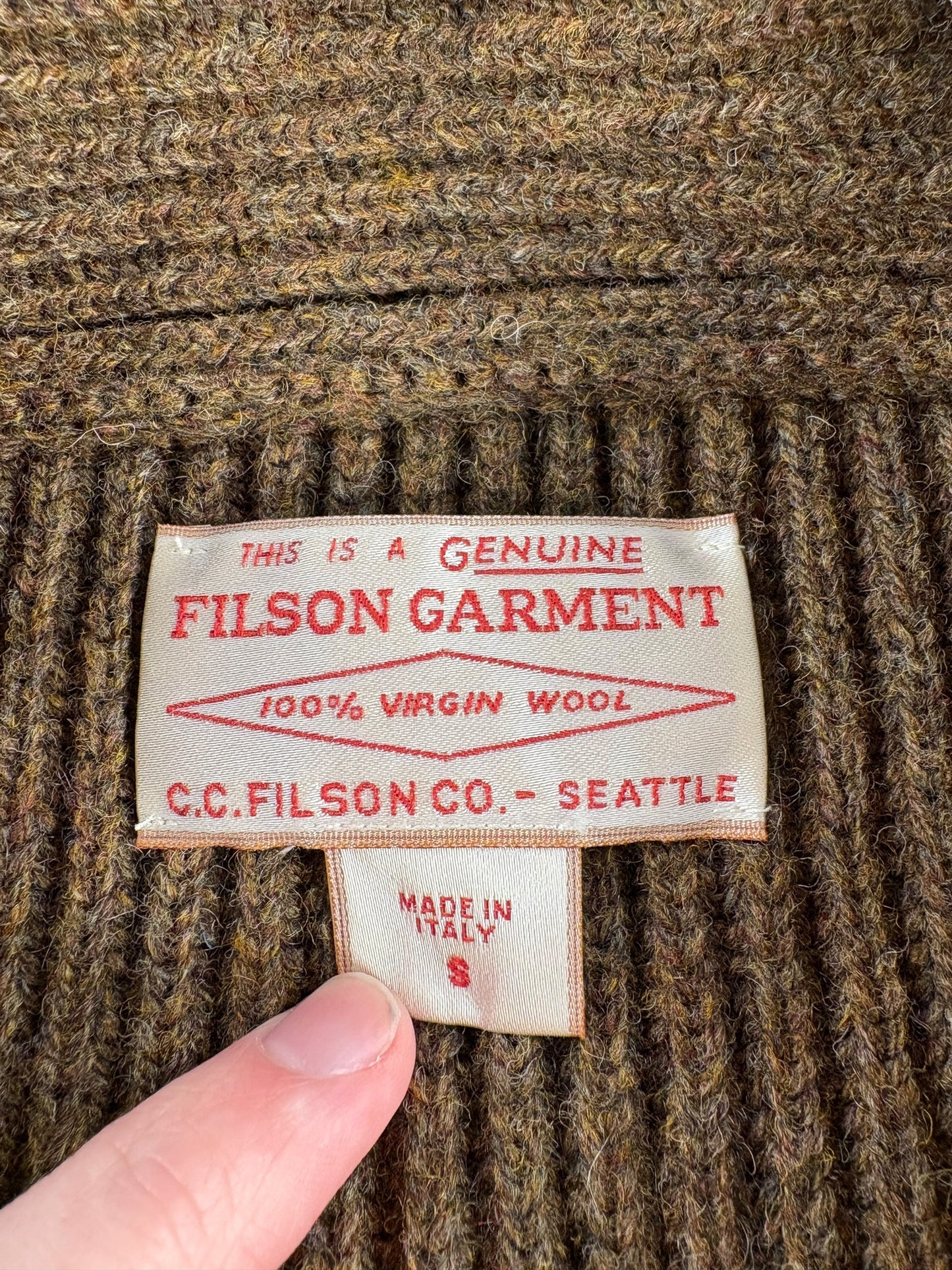Tag on Modern Filson Bristol Wool Cardigan SZ S