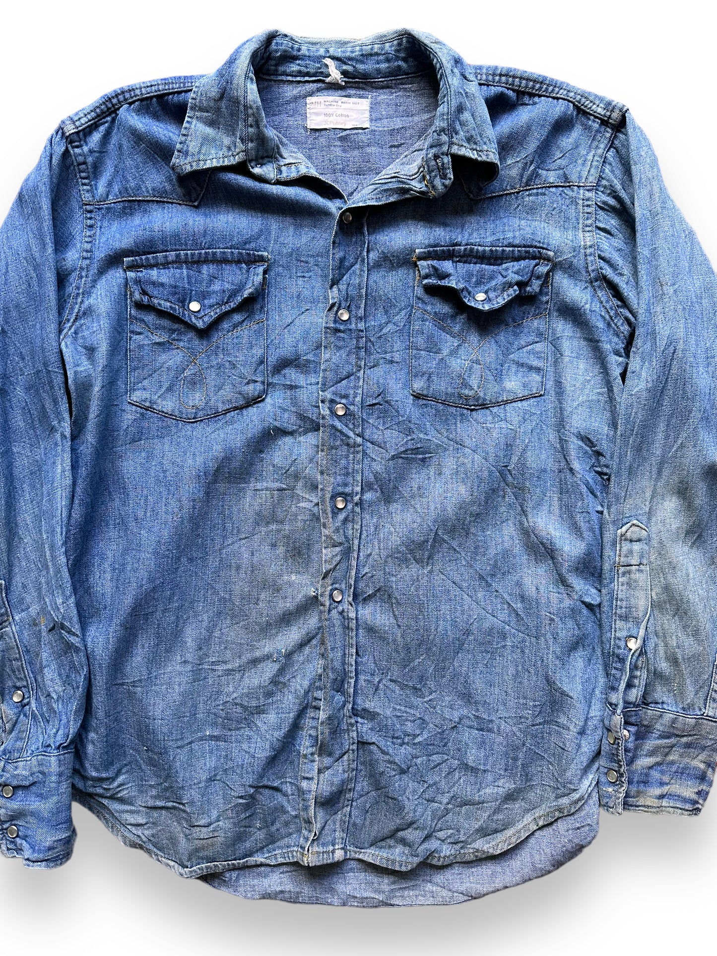 Front Detail on Vintage JC Penney Denim Pearl Snap SZ L | Vintage Denim Western Wear Seattle | Barn Owl Seattle