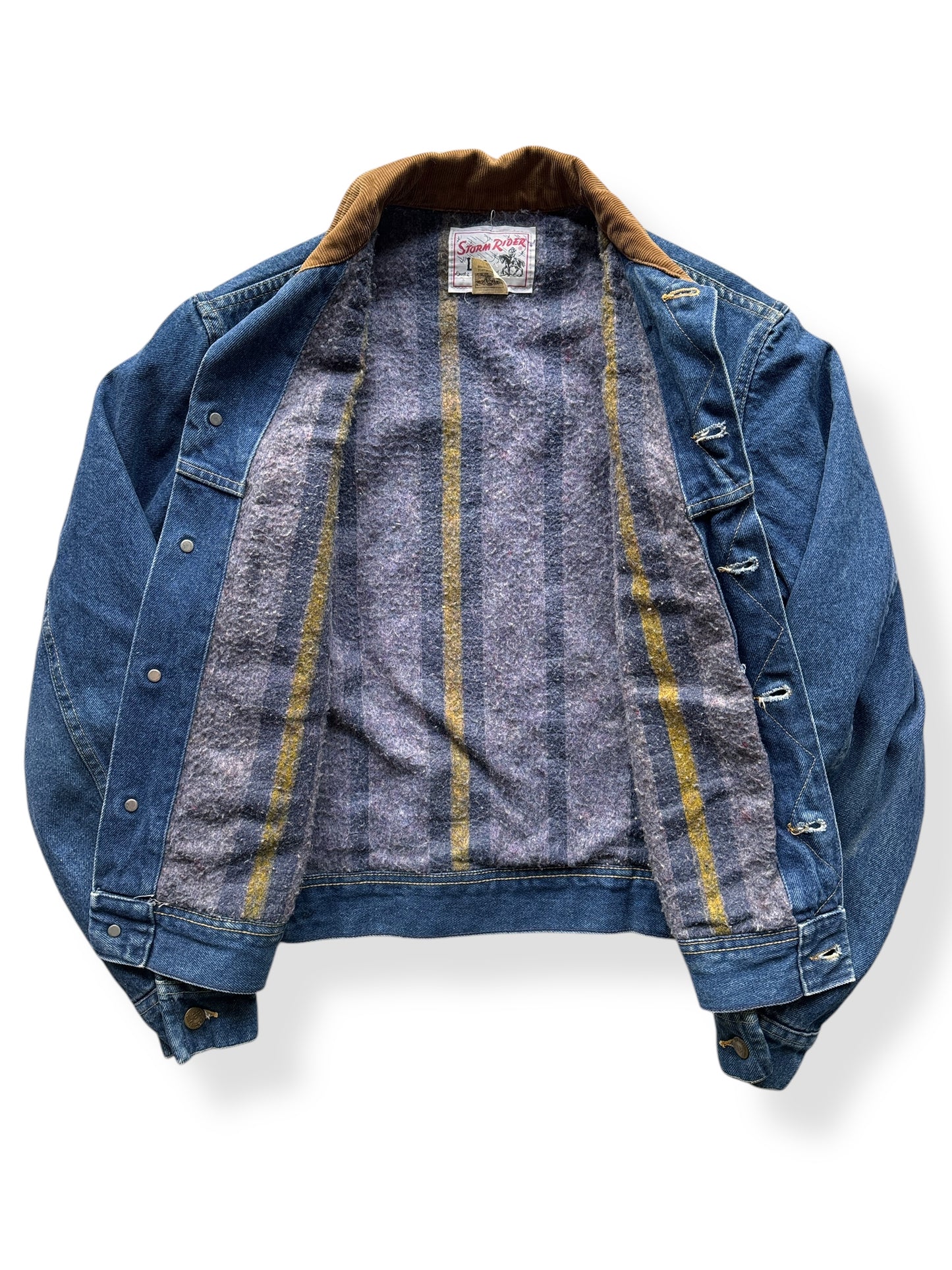 Inside of Vintage 80s Era Union Made Lee Storm Rider SZ 42L
