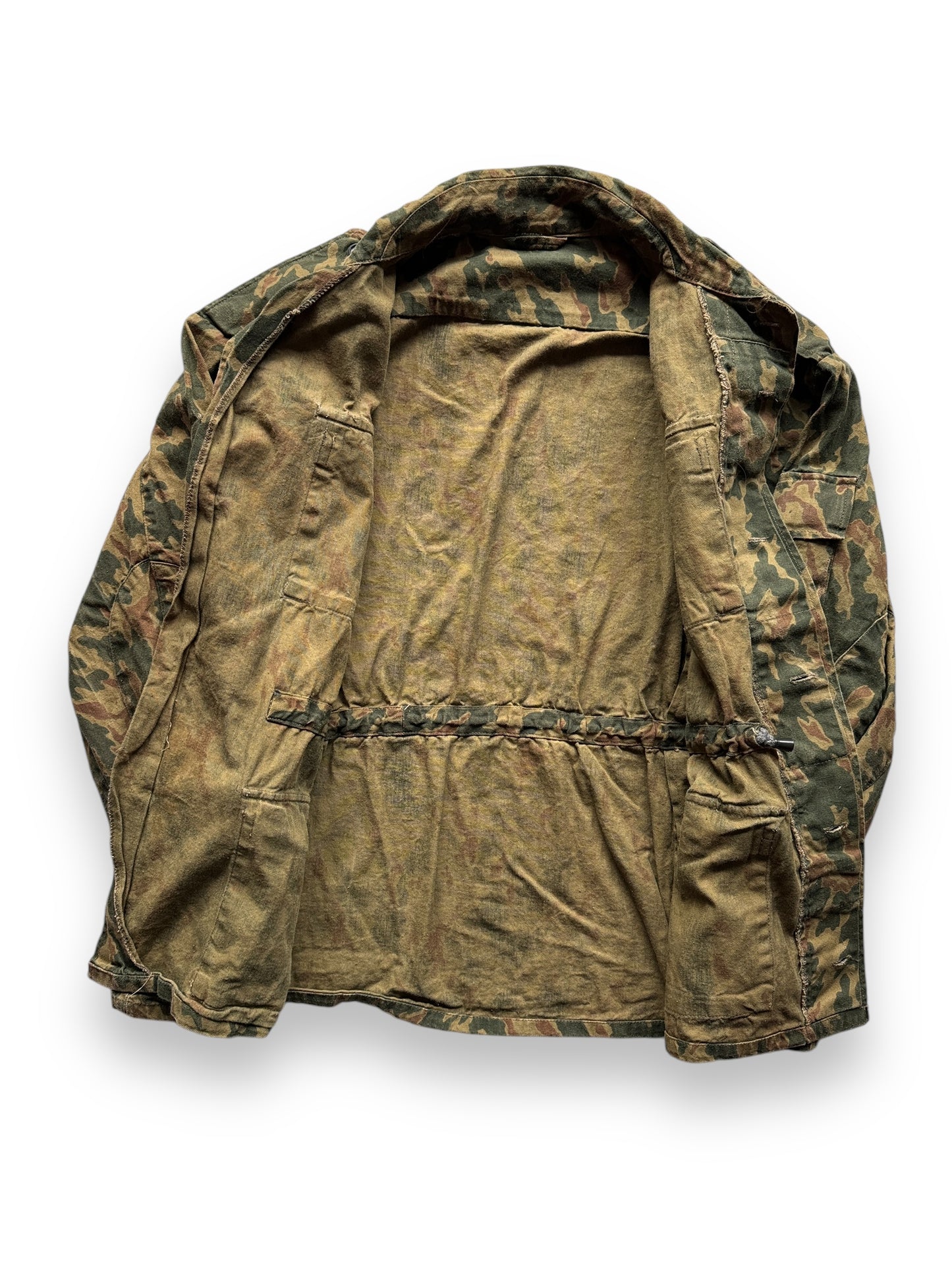 inside of Vintage Russian VSR Camo Military Top SZ L-XL