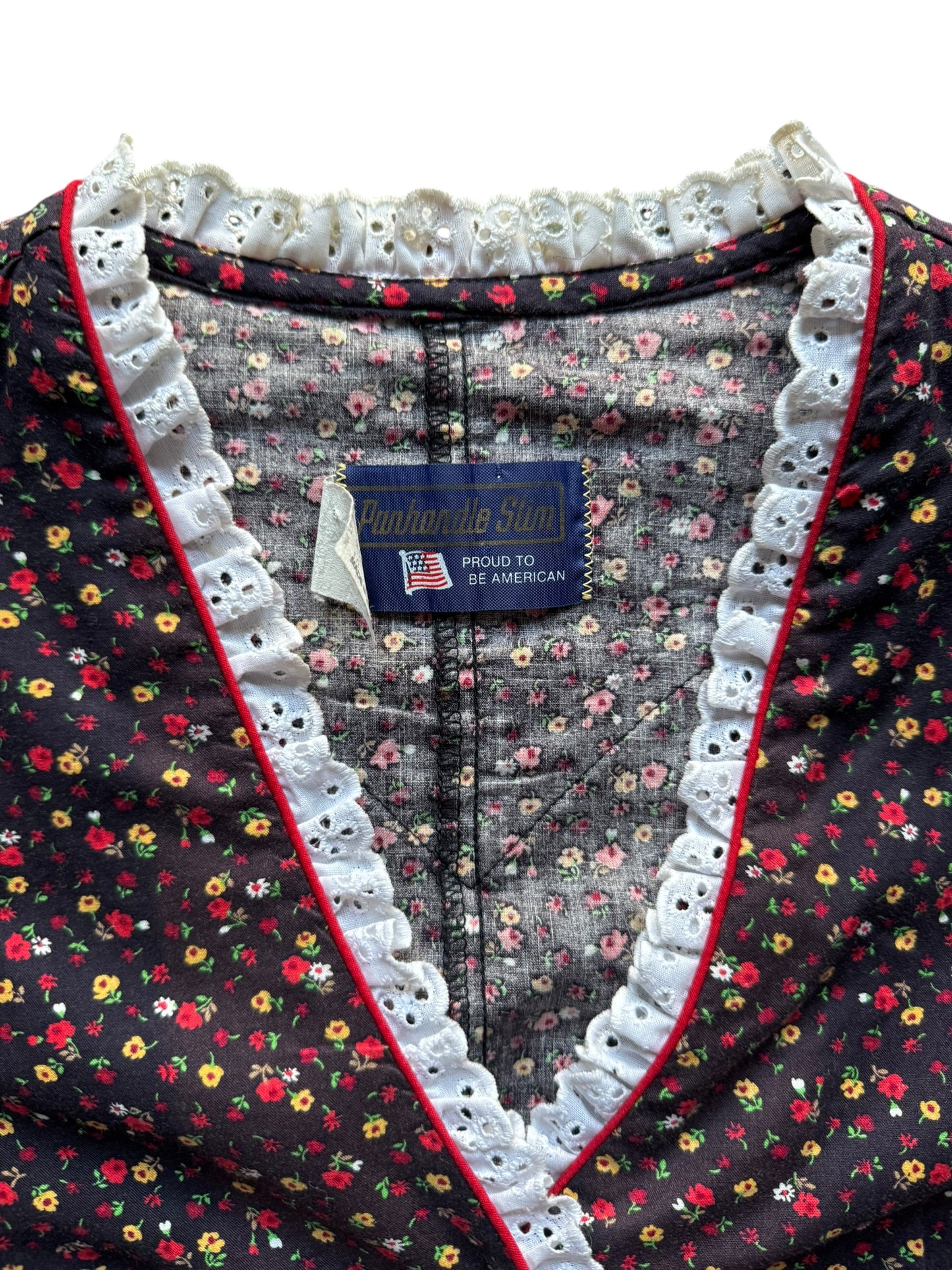 Tag view of 1980s Calico Pandhandle Slim Ladies Top M