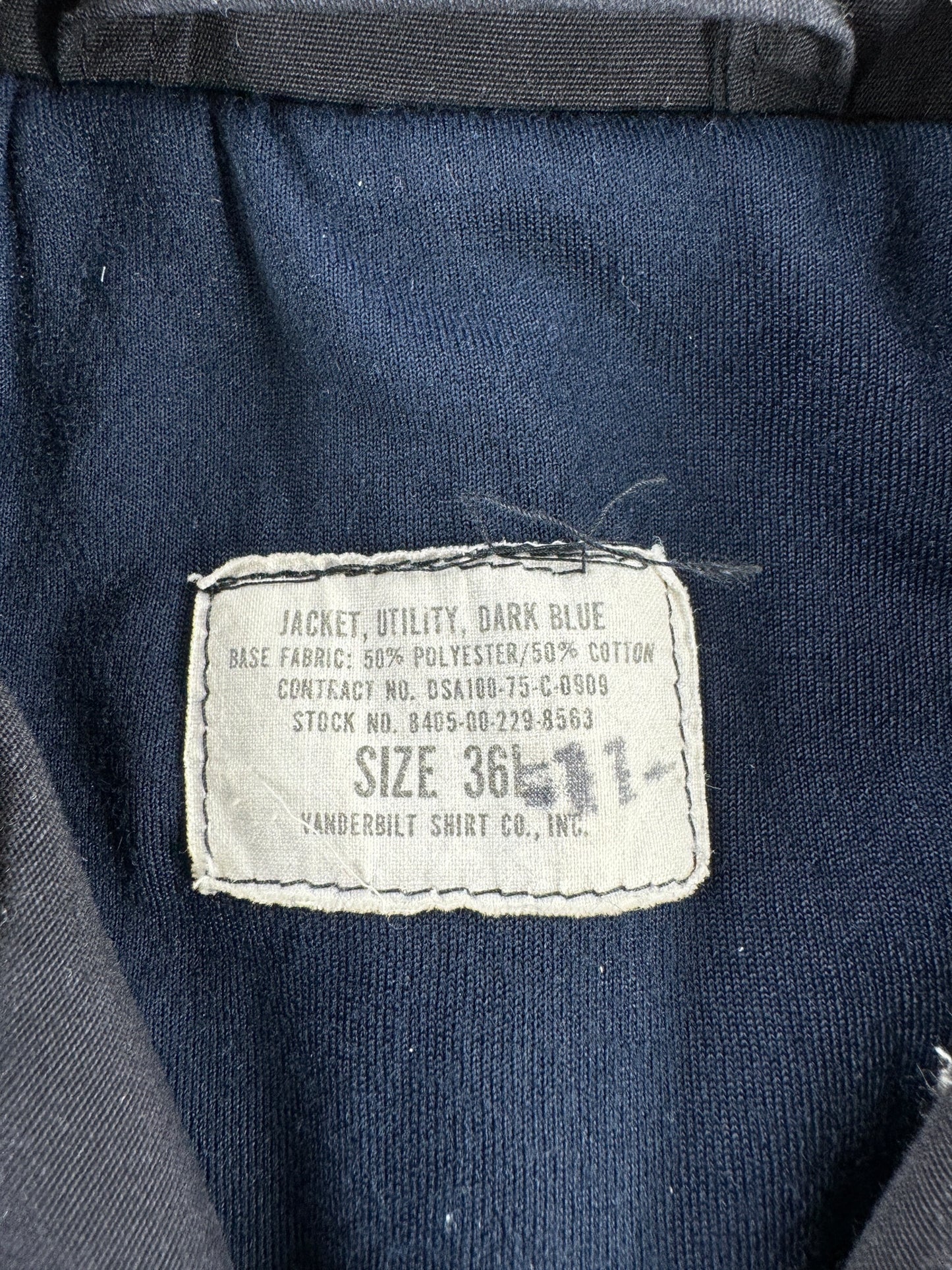 Label on Vintage USN Utility Jacket Dark Blue SZ 36L