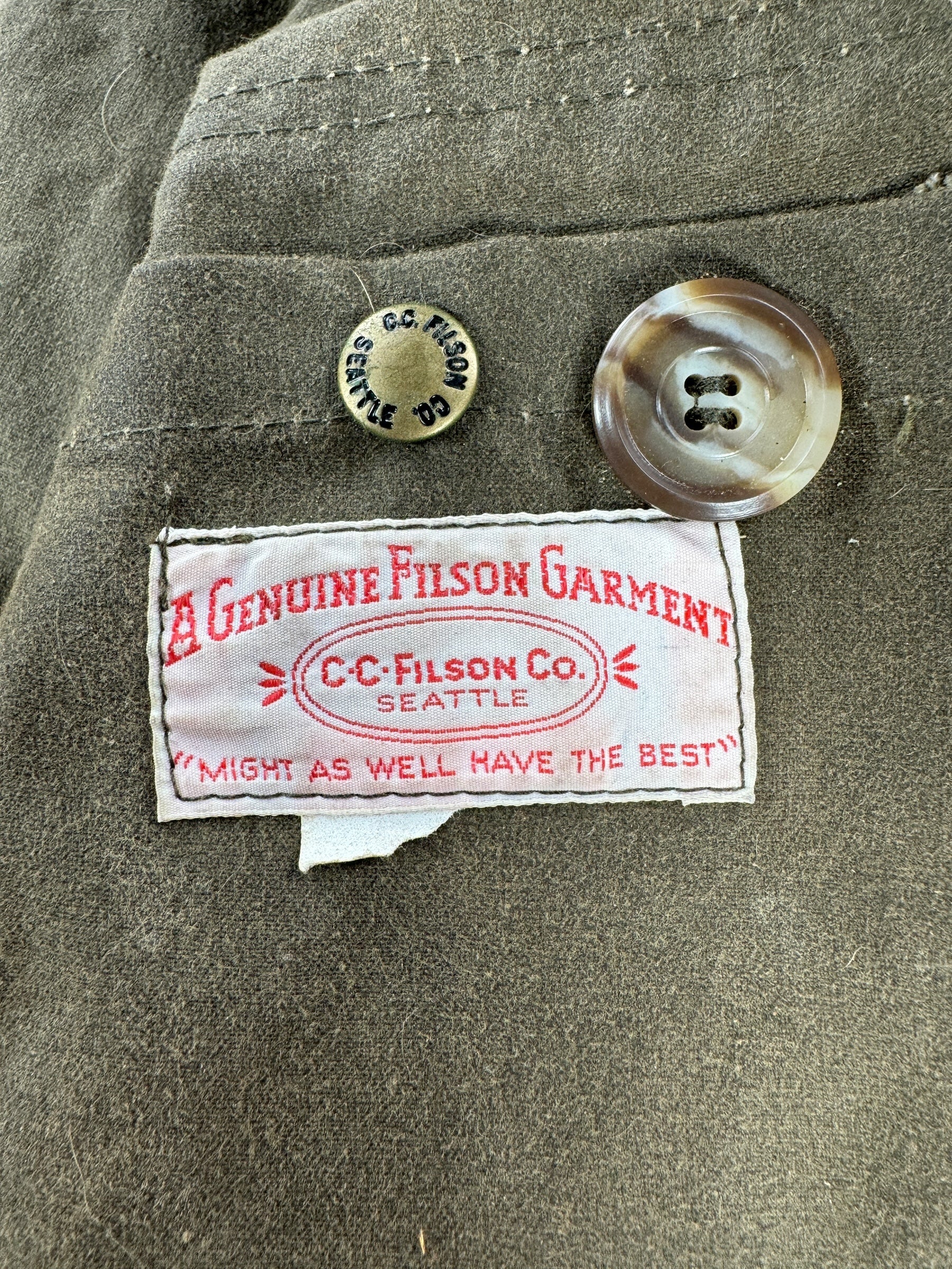 Label on Vintage Filson Upland Bird Coat SZ XL