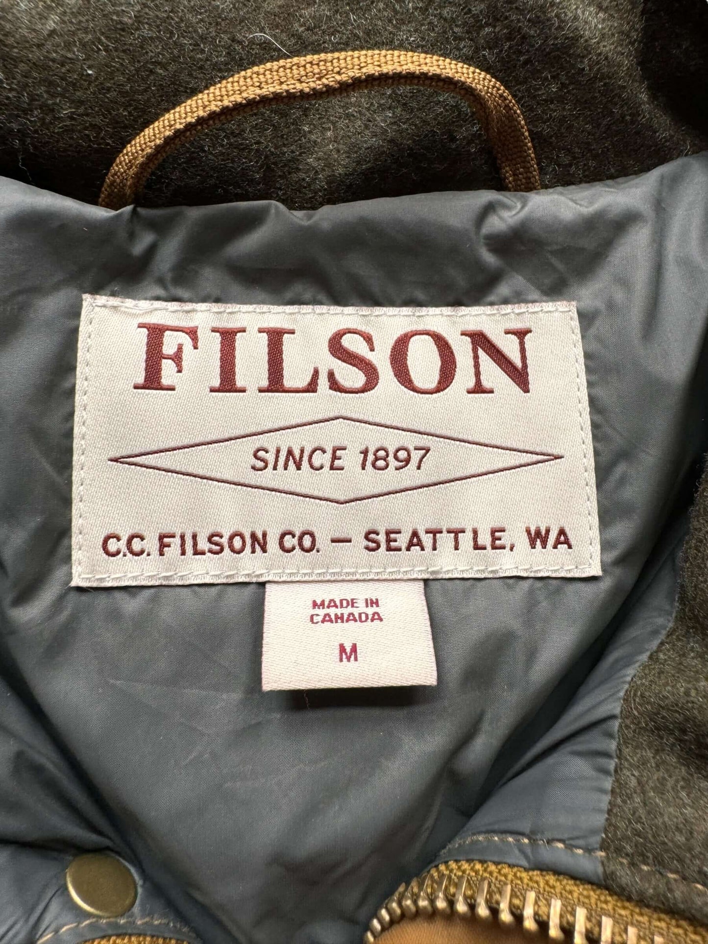tag on Filson Tin Cloth Down Filled Cruiser Jacket SZ M