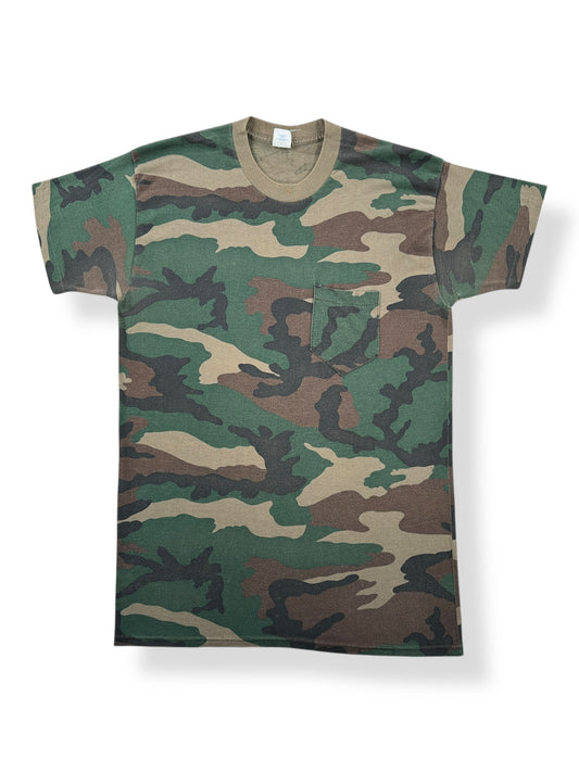 Front of Vintage 50/50 Camo Pocket Tee SZ M