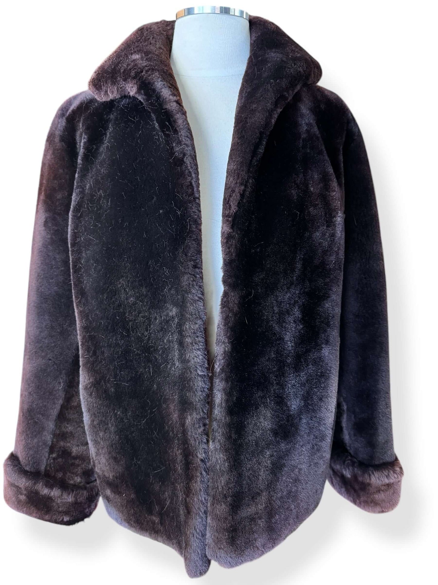 front view of 1940s Mouton Fur Coat L