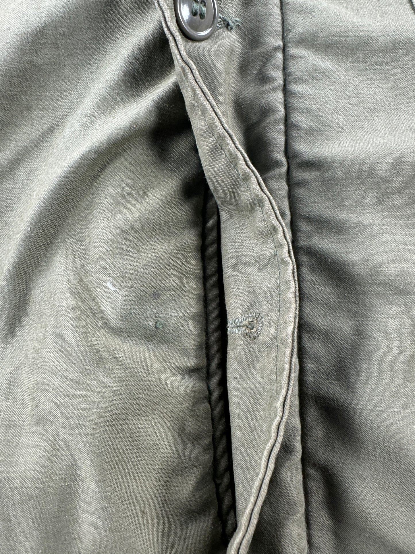 Missing Button on Vintage A-2 Deck Jacket SZ L AS IS