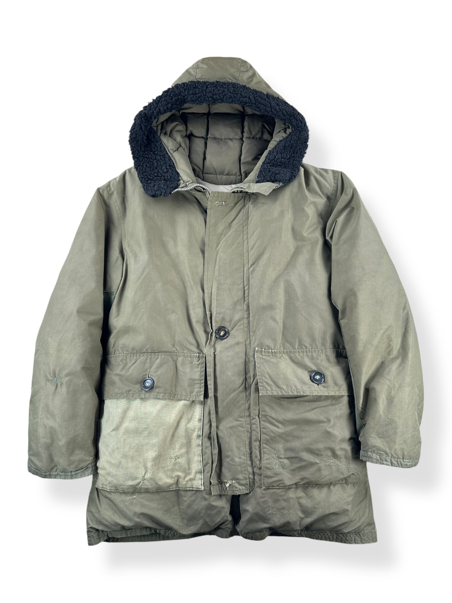 Front of Vintage Eddie Bauer Down Blizzard Proof Green Parka SZ M