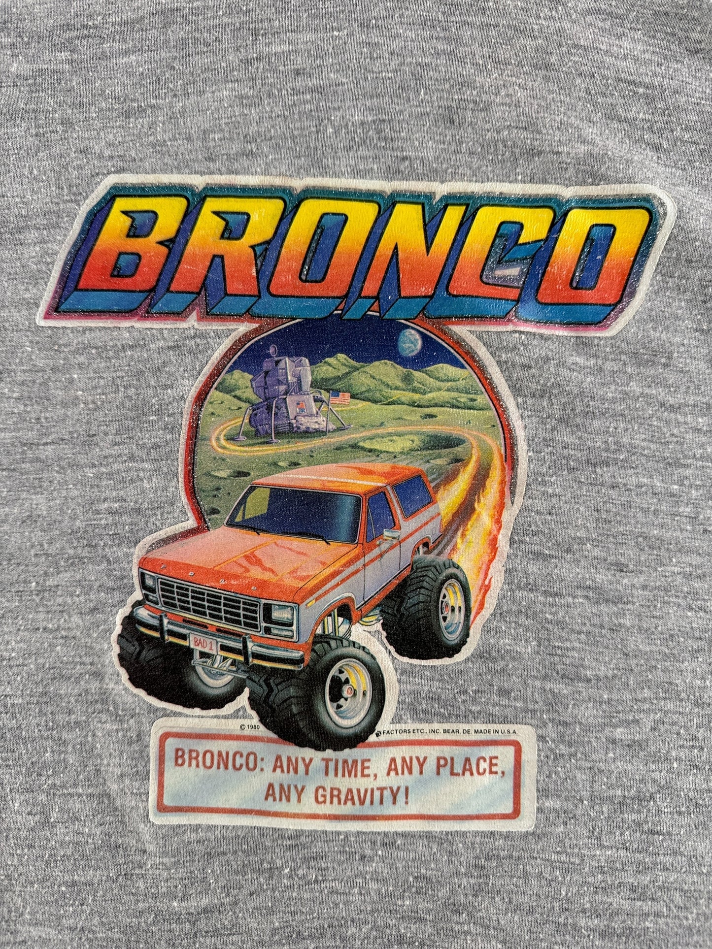 Front Graphic of Vintage Bronco Heatpressed Raglan SZ M