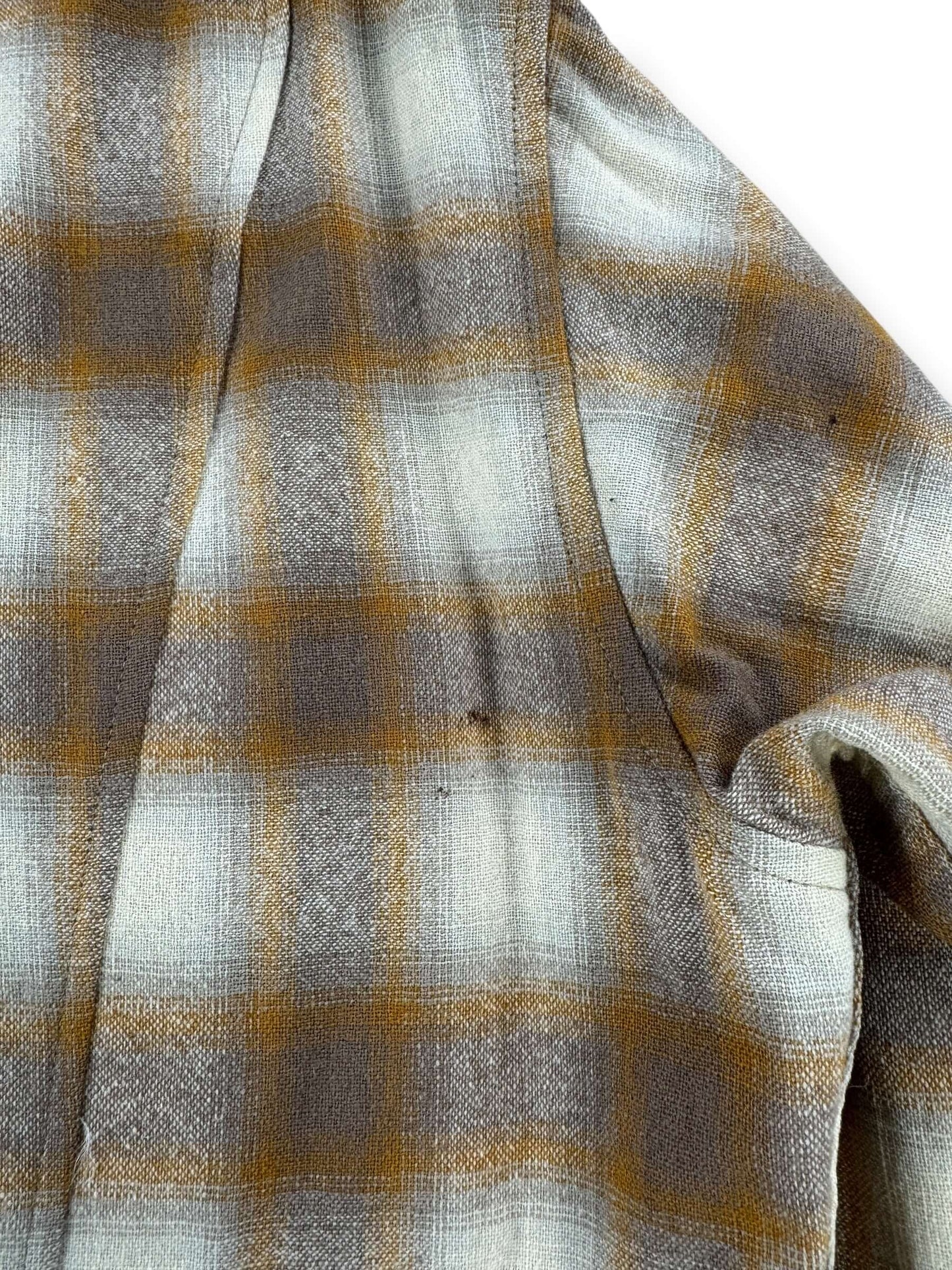 Stain on Vintage Pendleton Beige Shadowplaid Pearlsnap Flannel SZ M AS IS