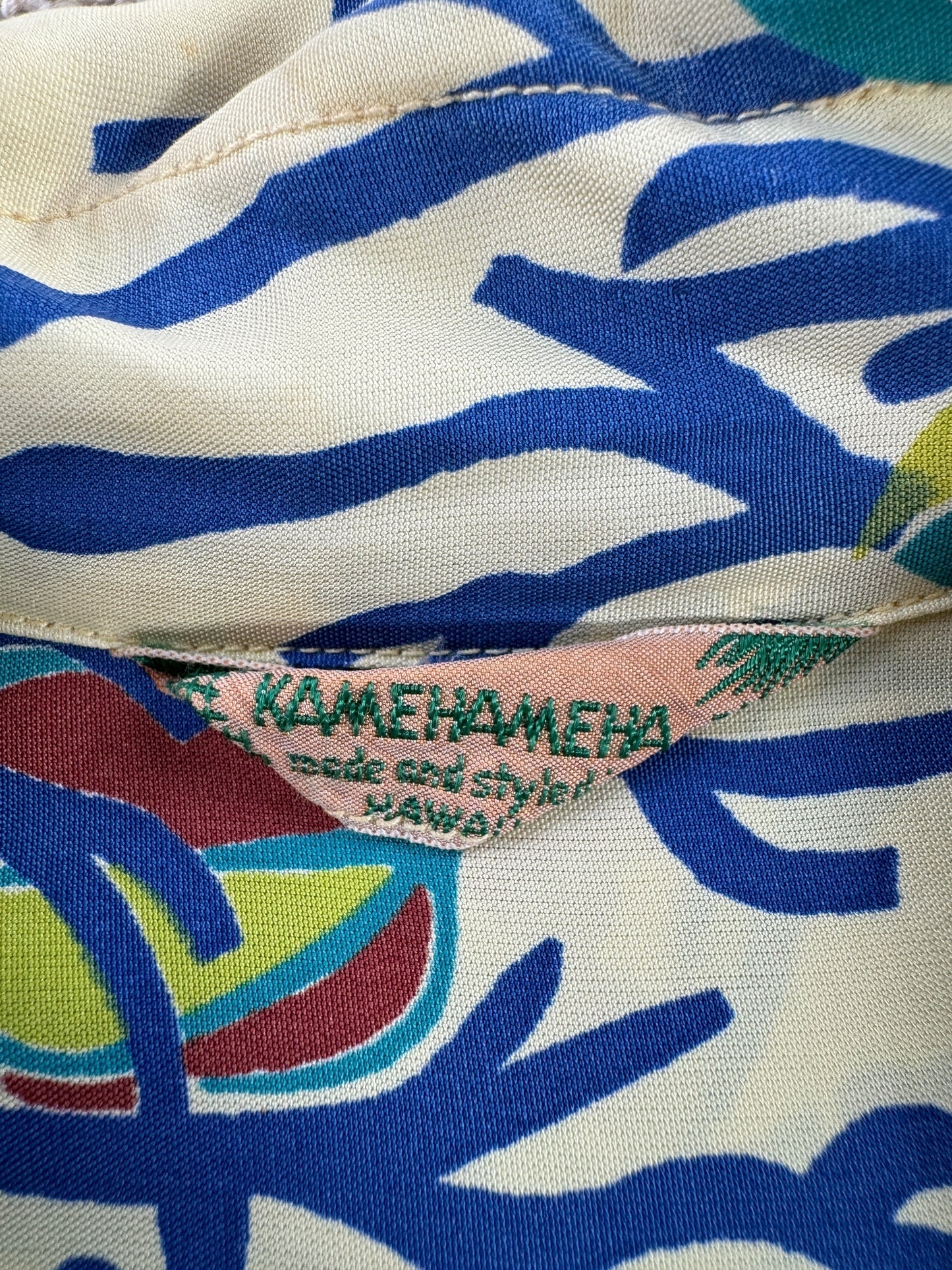 Tag on Vintage Undersea Kamehameha Aloha Shirt SZ L