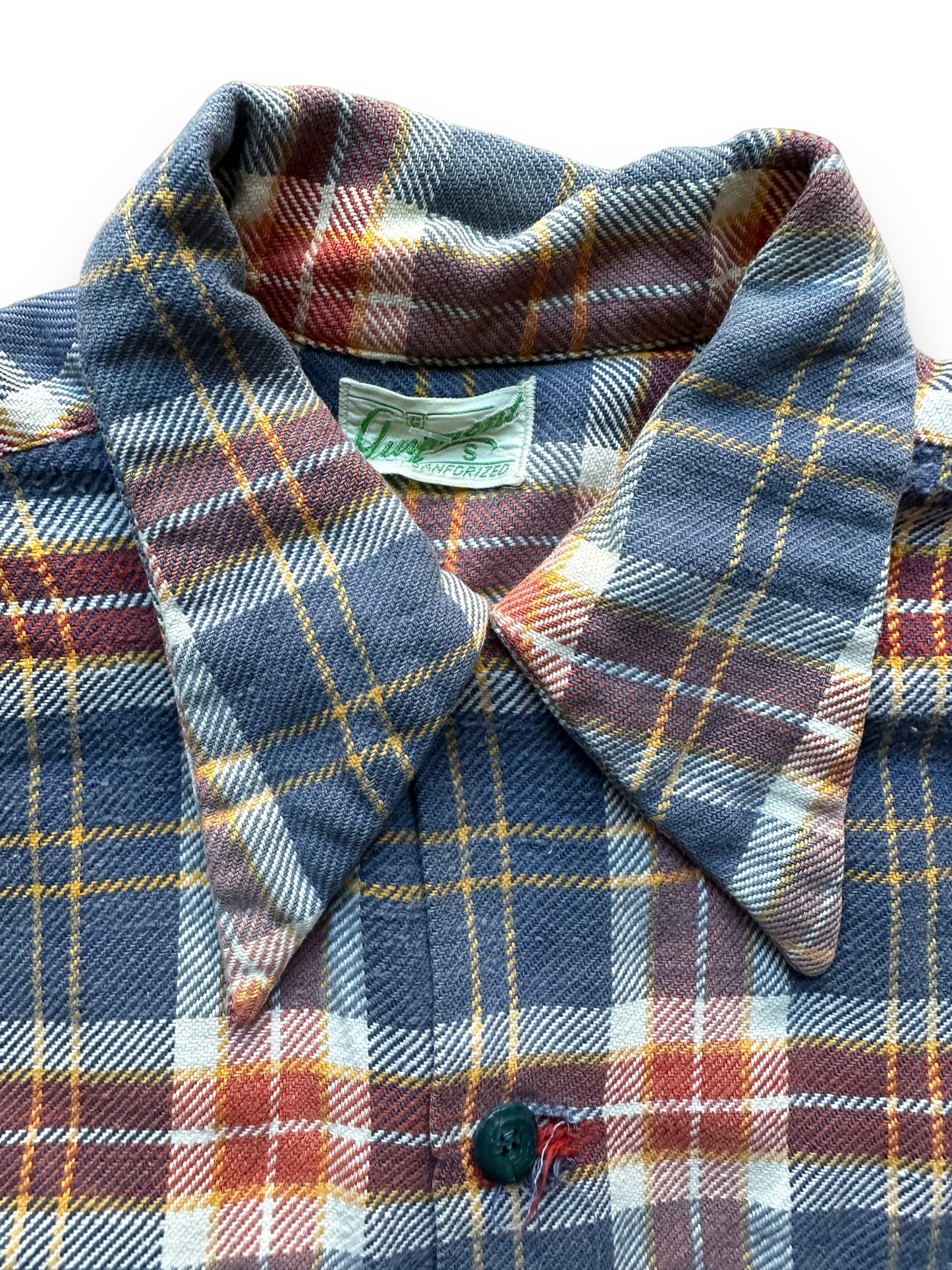 Tag View on Vintage Guymont Cotton Flannel SZ M | Vintage Loop Collar Shirt Seattle | Barn Owl Vintage Seattle