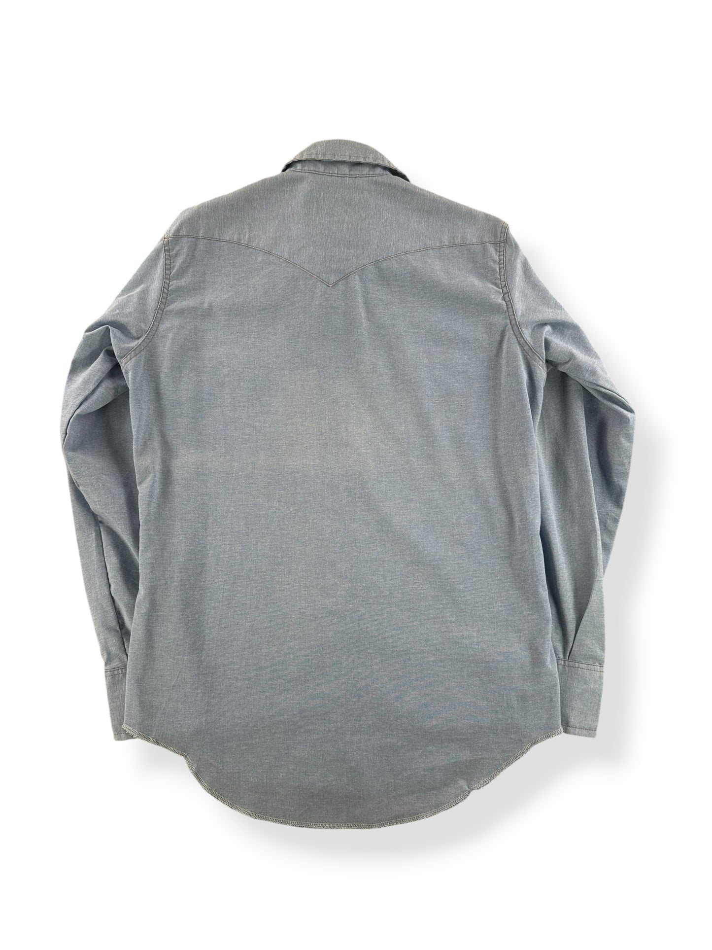 Back of Vintage Wrangler Poly Cotton Pearlsnap SZ 16-35 (Fits M)